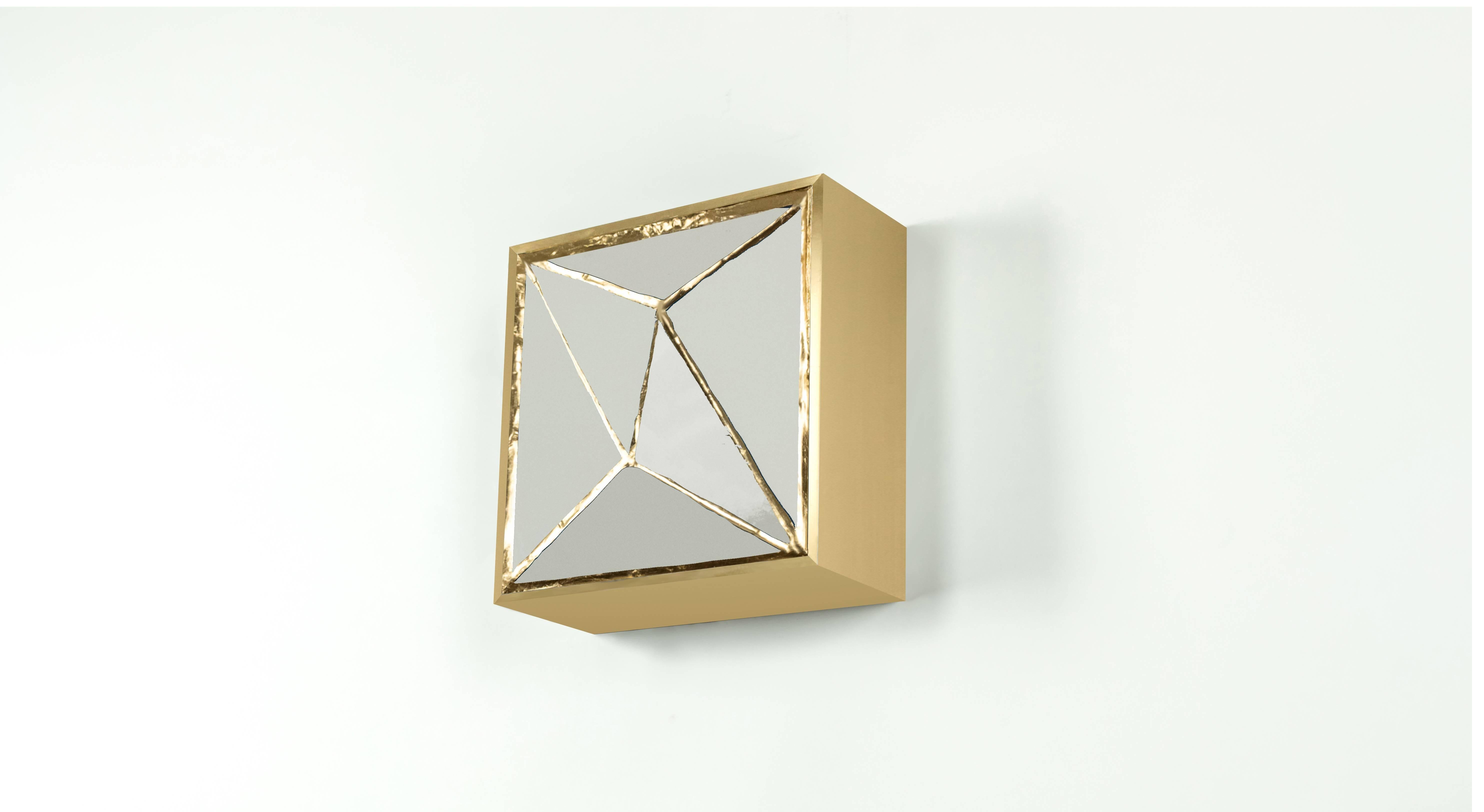Gem_Gold V.3, Contemporary Wall Sconce in Glass and Brass by Kalin Asenov In New Condition For Sale In Savannah, GA