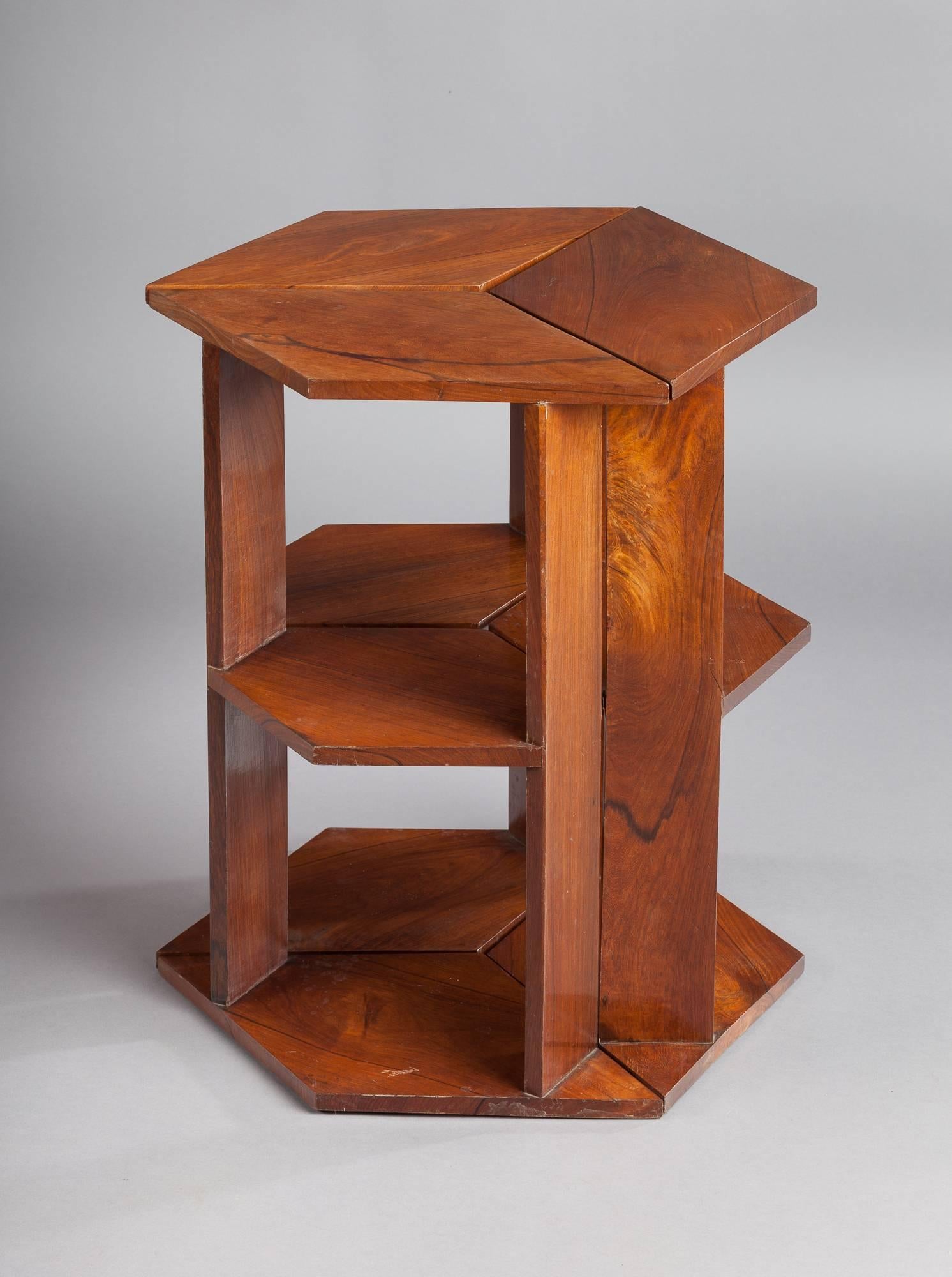 Mid-Century moderno Leggio francese di metà secolo nello stile di Eugene Prinz in vendita
