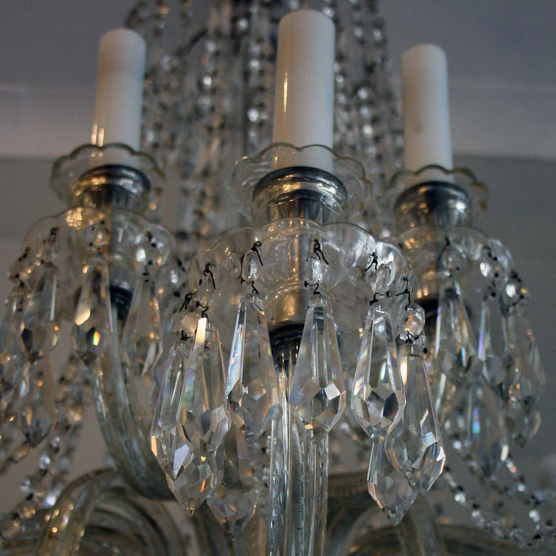 European 20th Century Twenty Six-Arm Glass Chandelier For Sale