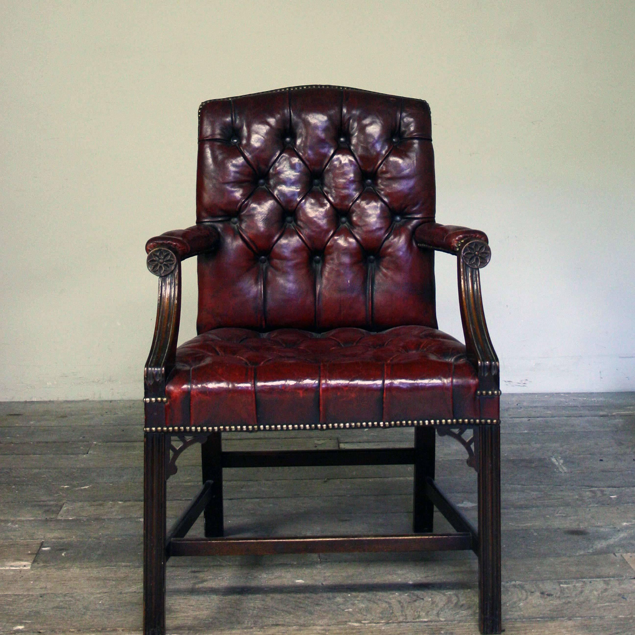 Early 20th Century Gainsborough Style Red Leather Chair 1