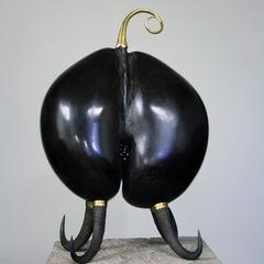 Scultura Coco De Mer di Glyn Lockett