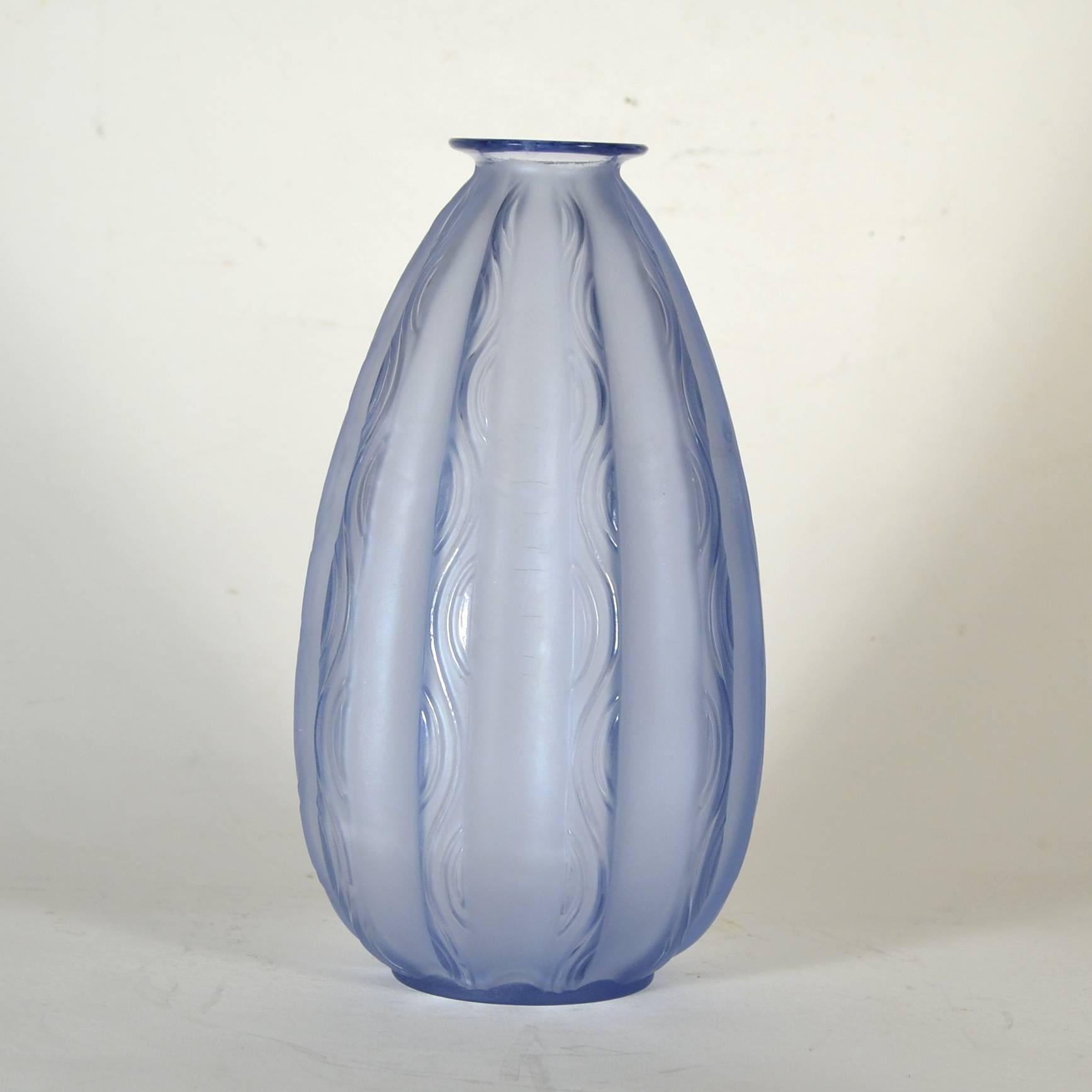 Early 20th Century Ernest Sabino Art Deco Art Glass Vase