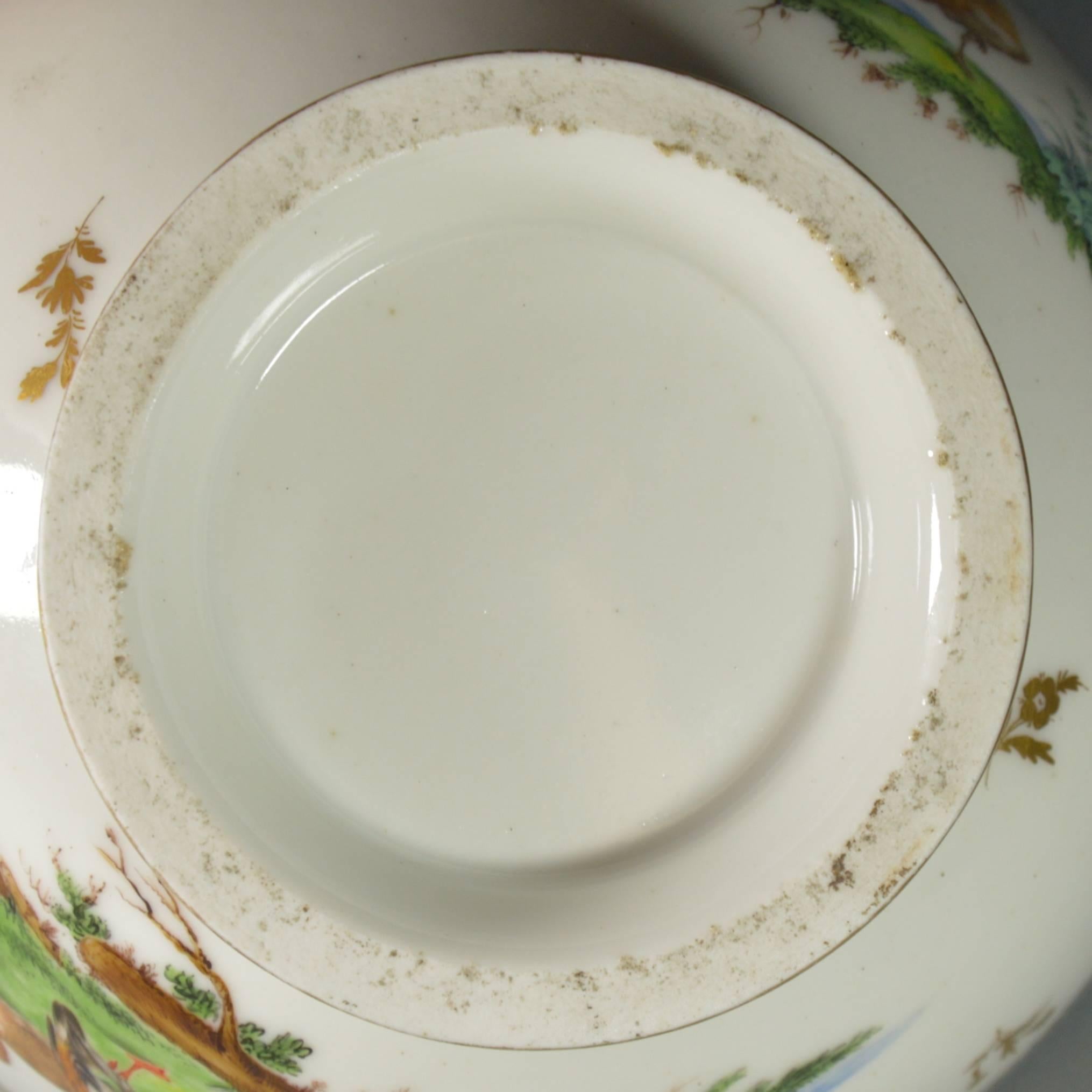 Old Brussels Porcelain Slop Bowl by Louis Cretté Manufacture, 19th Century For Sale 6