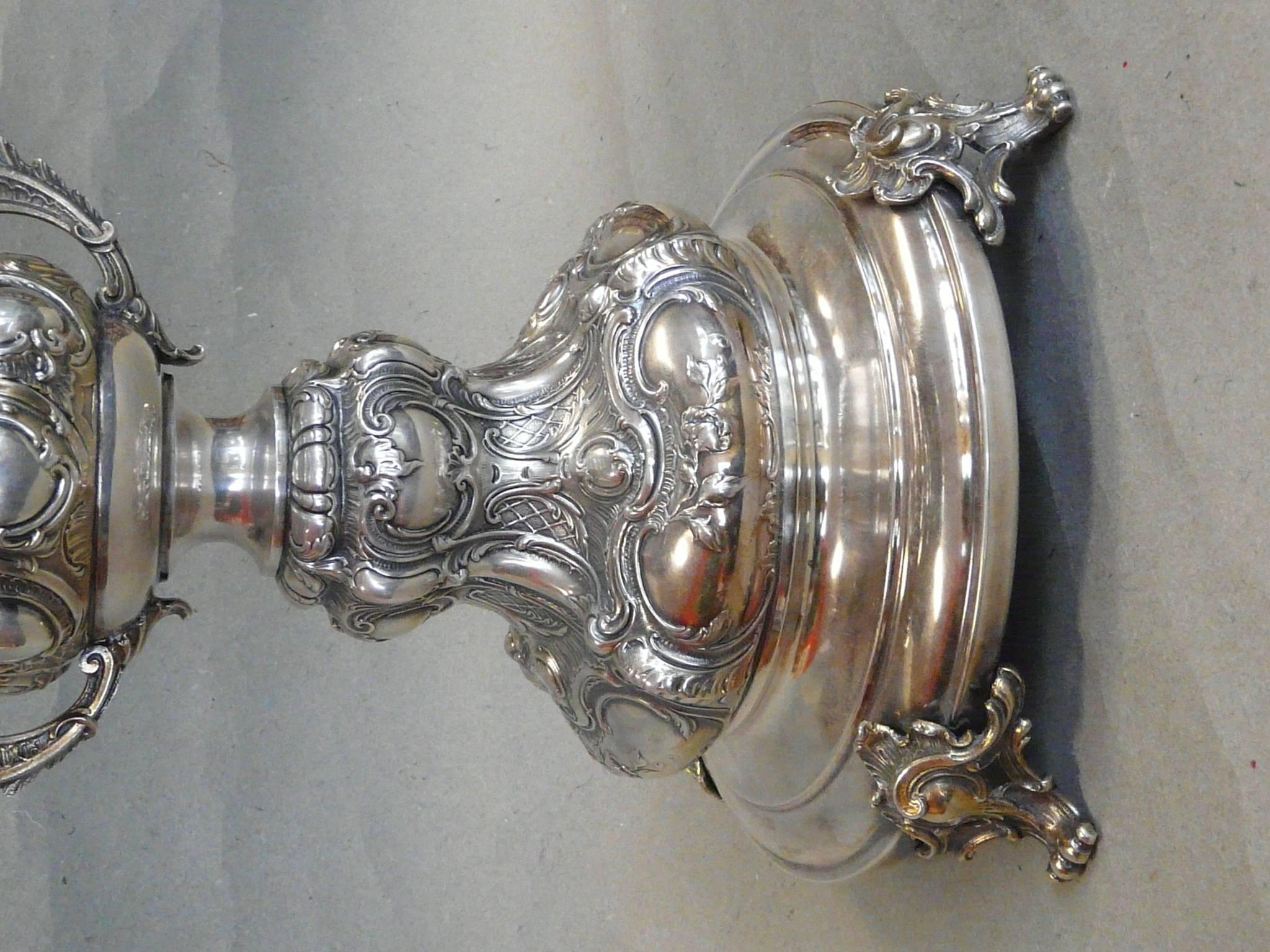 Large Late 19th Century Baroque Style Silver Plated Centrepiece In Good Condition In Brussels, BE