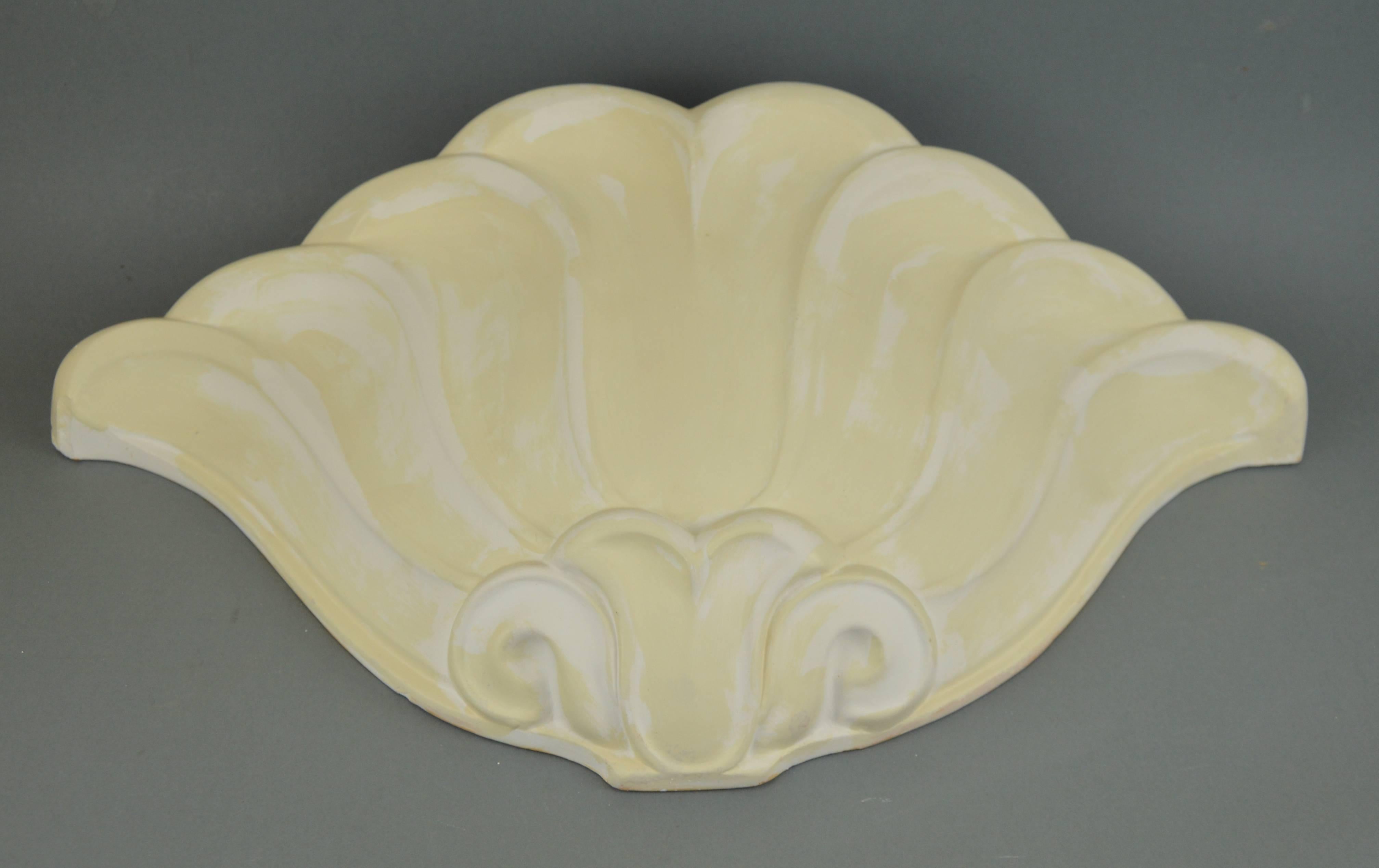 Set of Four Belgian Art Deco Plaster Cast Wall Lights In Good Condition In Brussels, BE