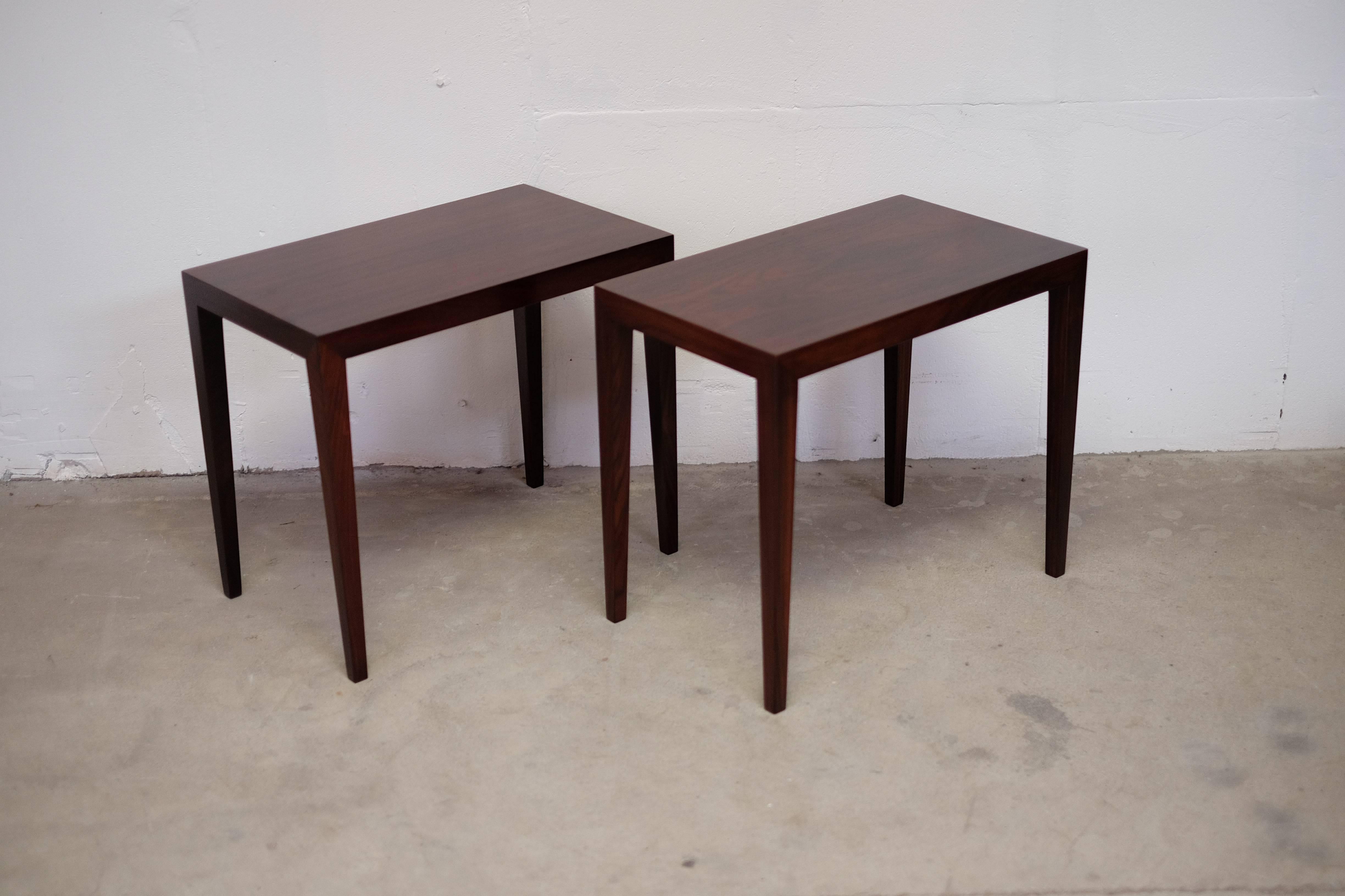 Set of two stunning side tables by Severin Hansen in rosewood.

The rosewood are very beautiful and both of the tables are in great condition.

 