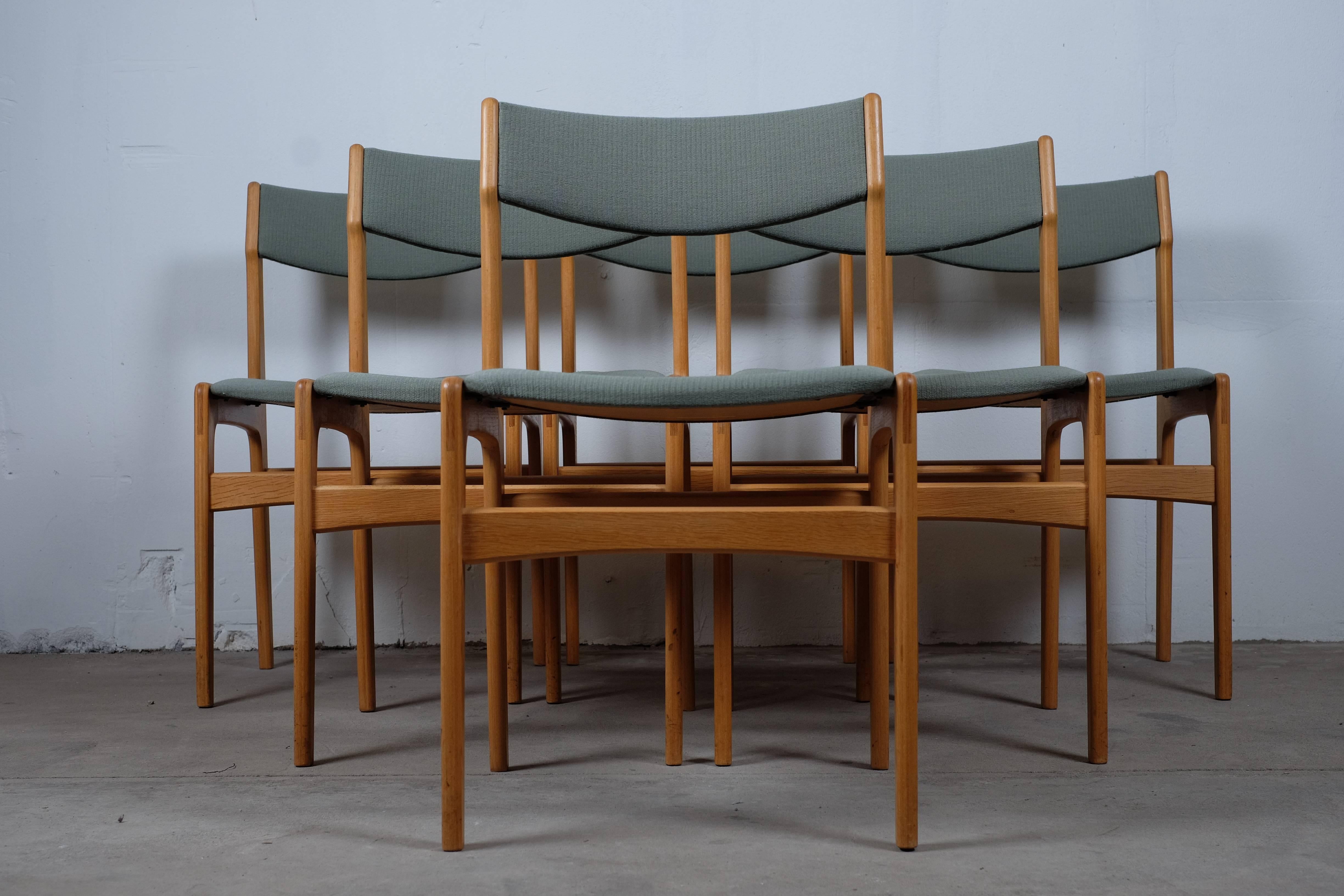 Set of (6) six dining chairs in teak designed in the 1970s by unknown designer. 
Attributed to Erik Buch, Mid-Century Danish design! 

Beautiful and comfortable chairs in oak with lime green fabric.
Great chairs for the dining table! 

The