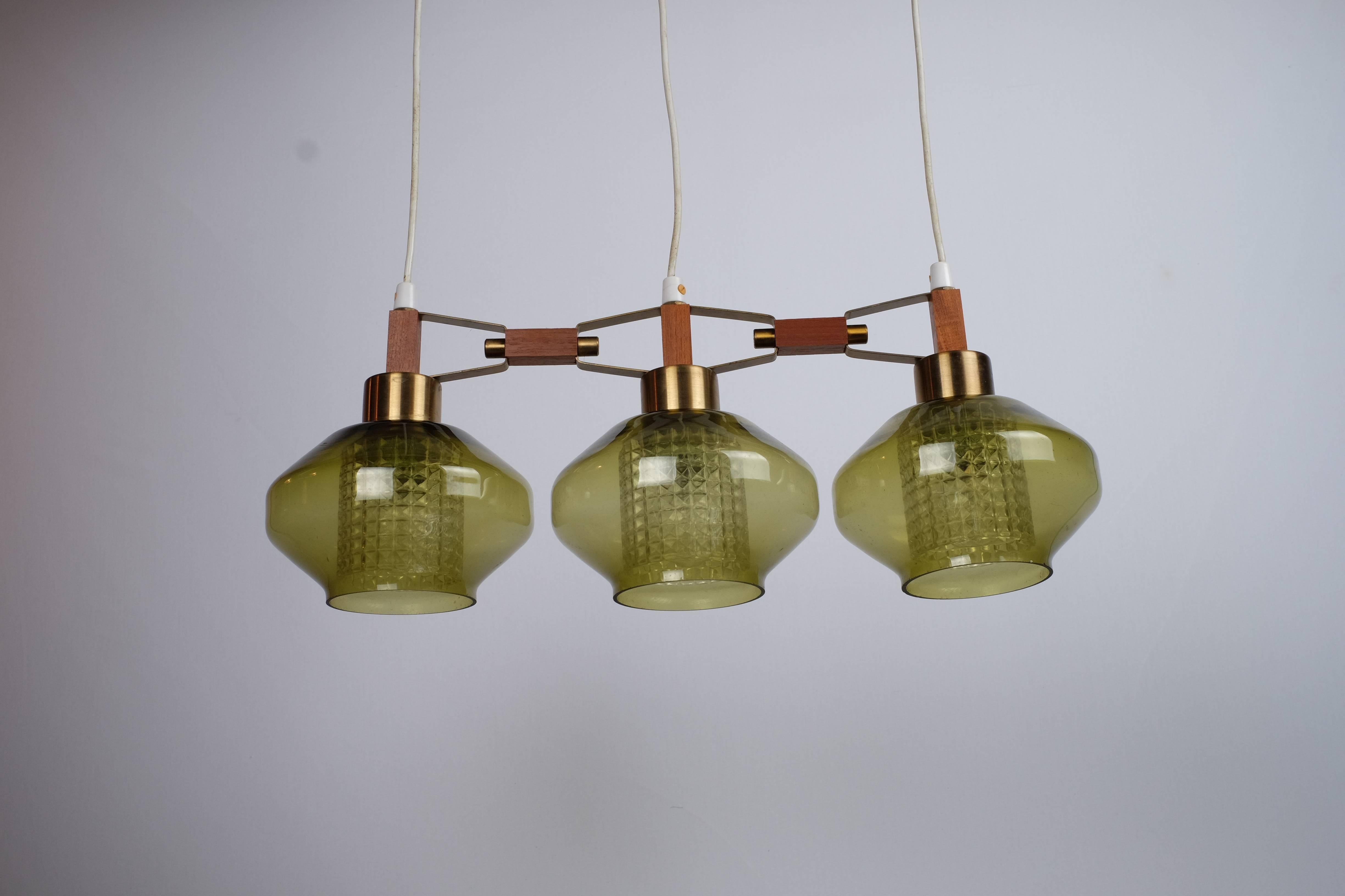 Mid-Century Modern Rare Three-Shaded Chandelier Attributed to Carl Fagerlund for Orrefors For Sale