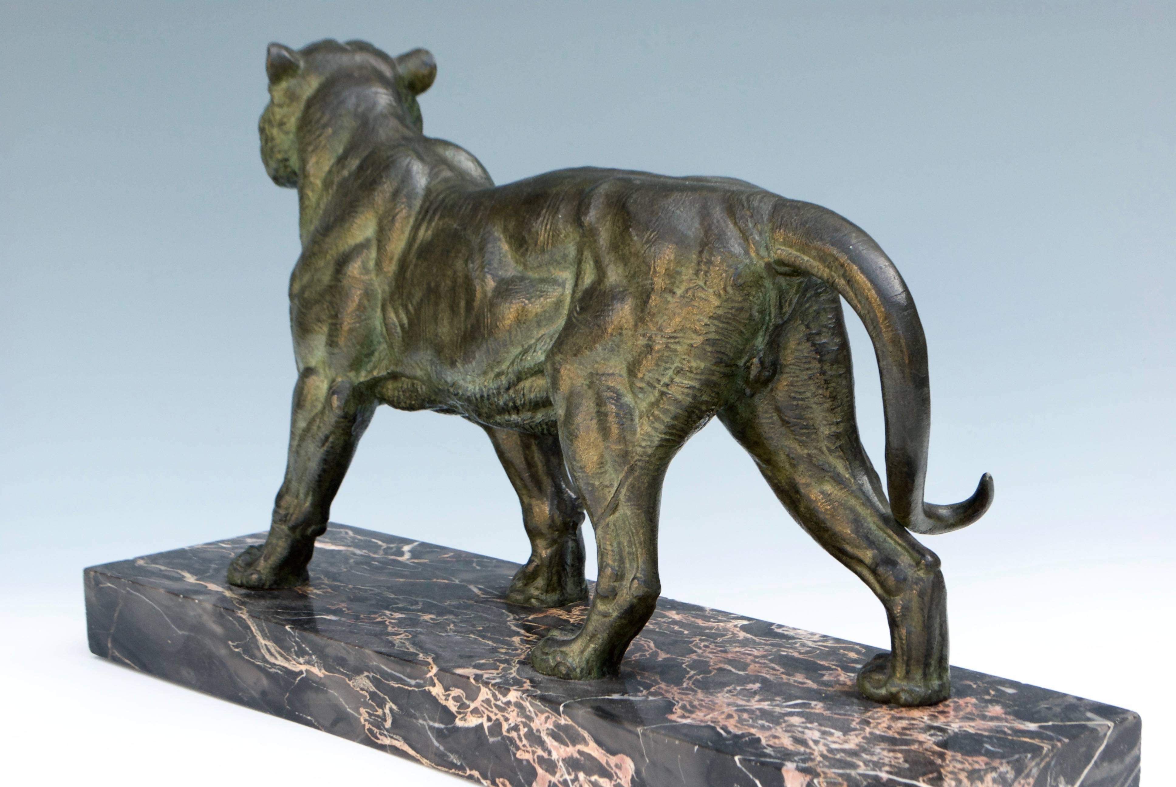 Beaux Arts Paul Edouard Delabrierre French Bronze sculpture of a Tiger For Sale