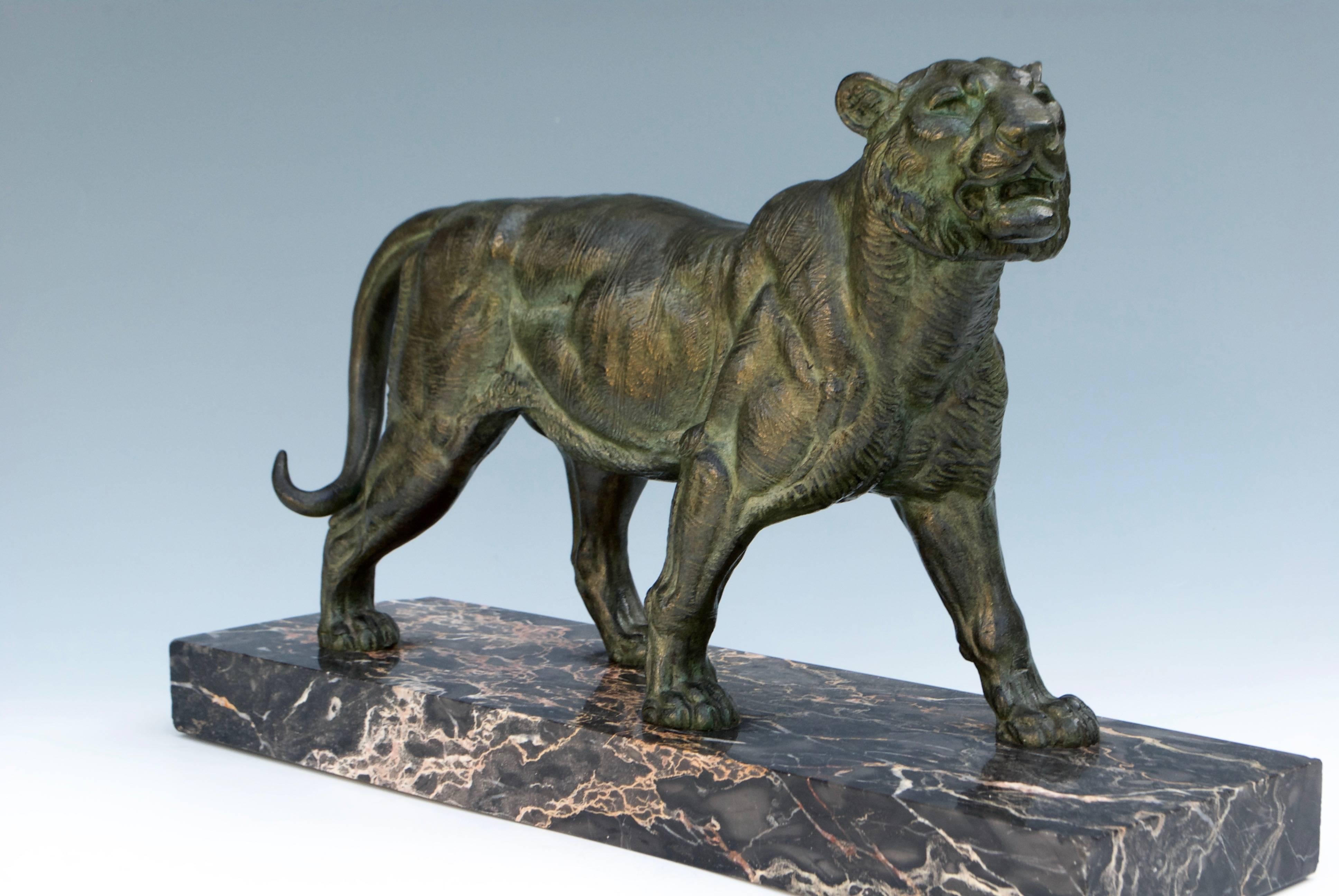 Patinated Paul Edouard Delabrierre French Bronze sculpture of a Tiger For Sale