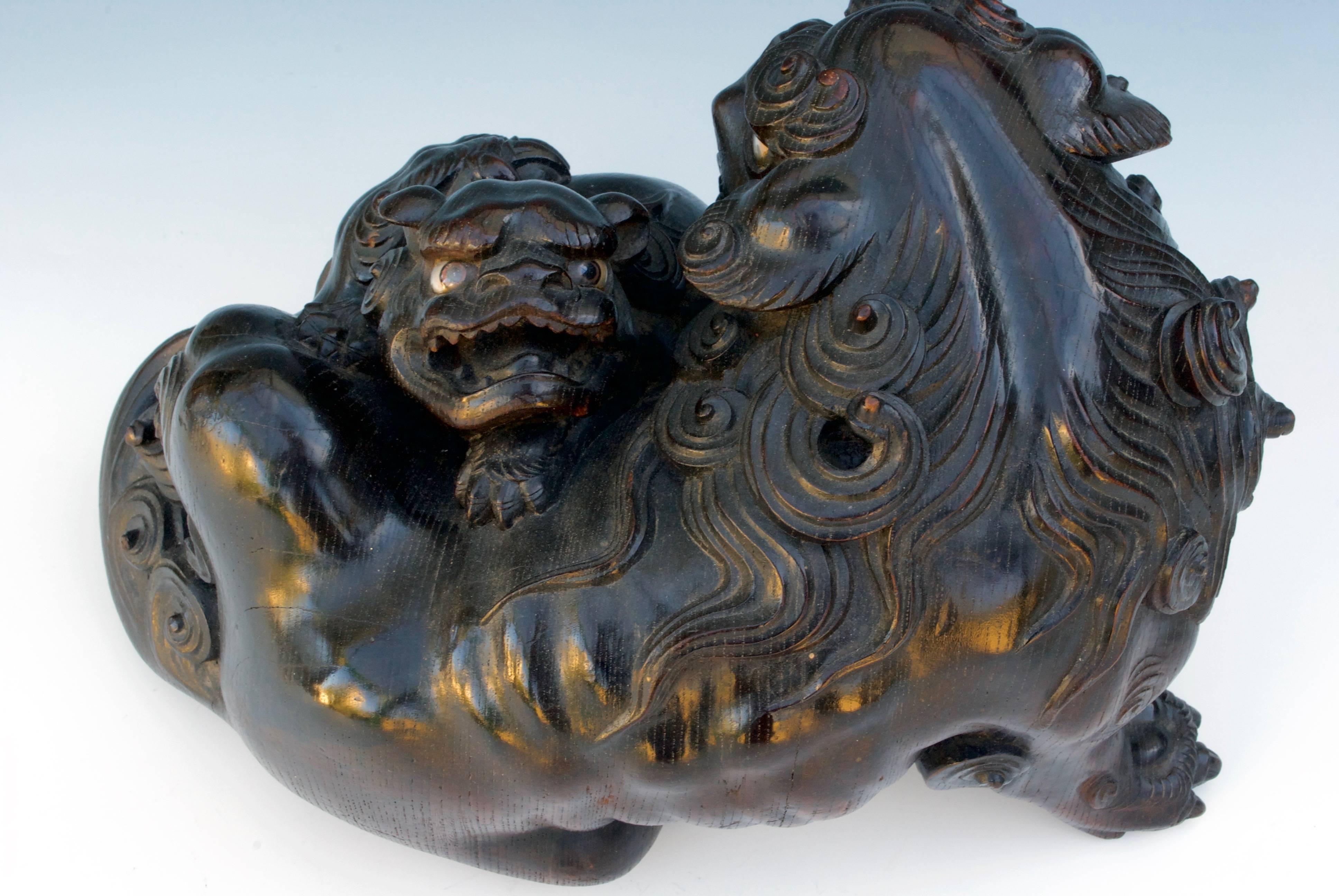 Japanese Wood sculpture Okimono of two lions 2