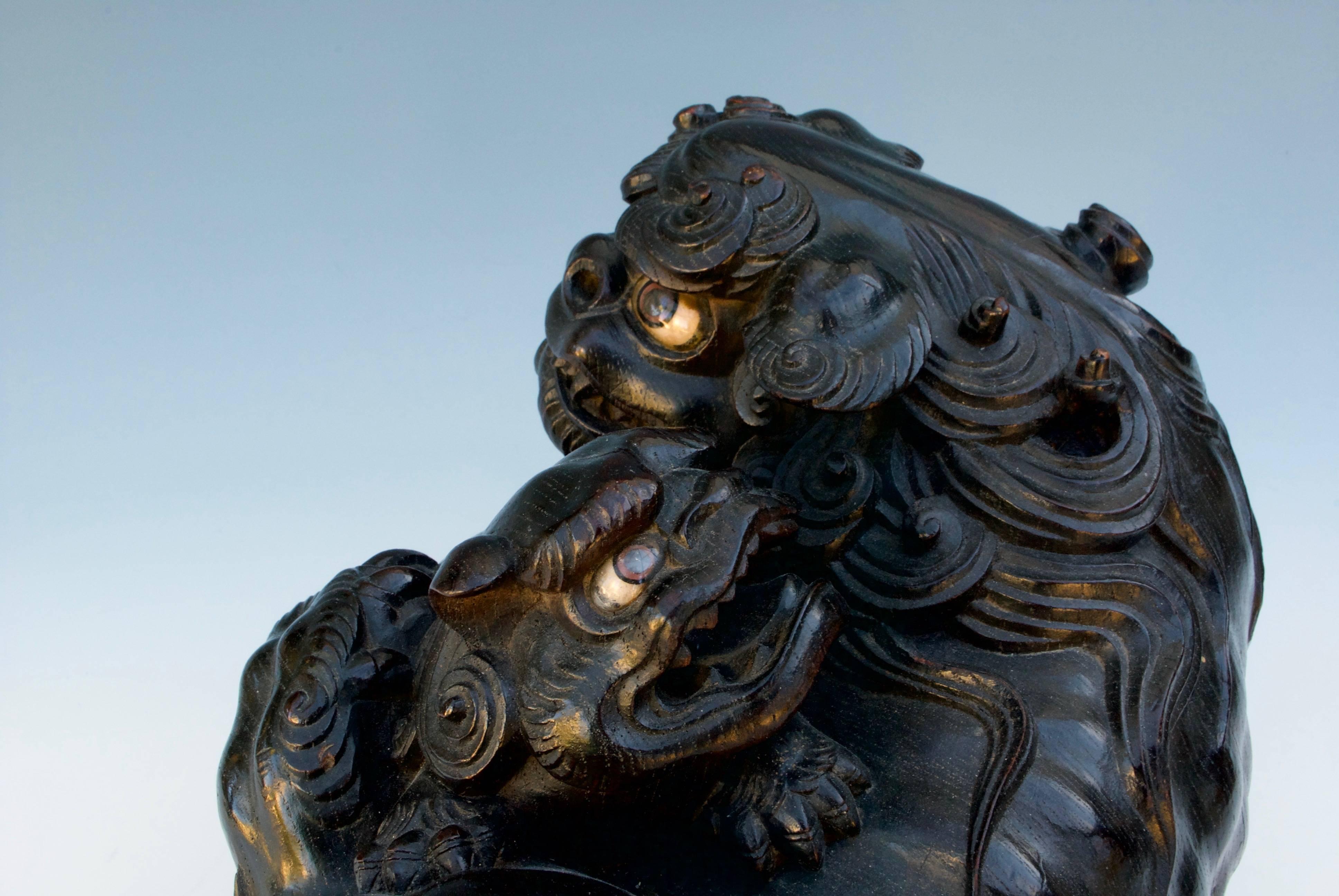 Japanese Wood sculpture Okimono of two lions 1