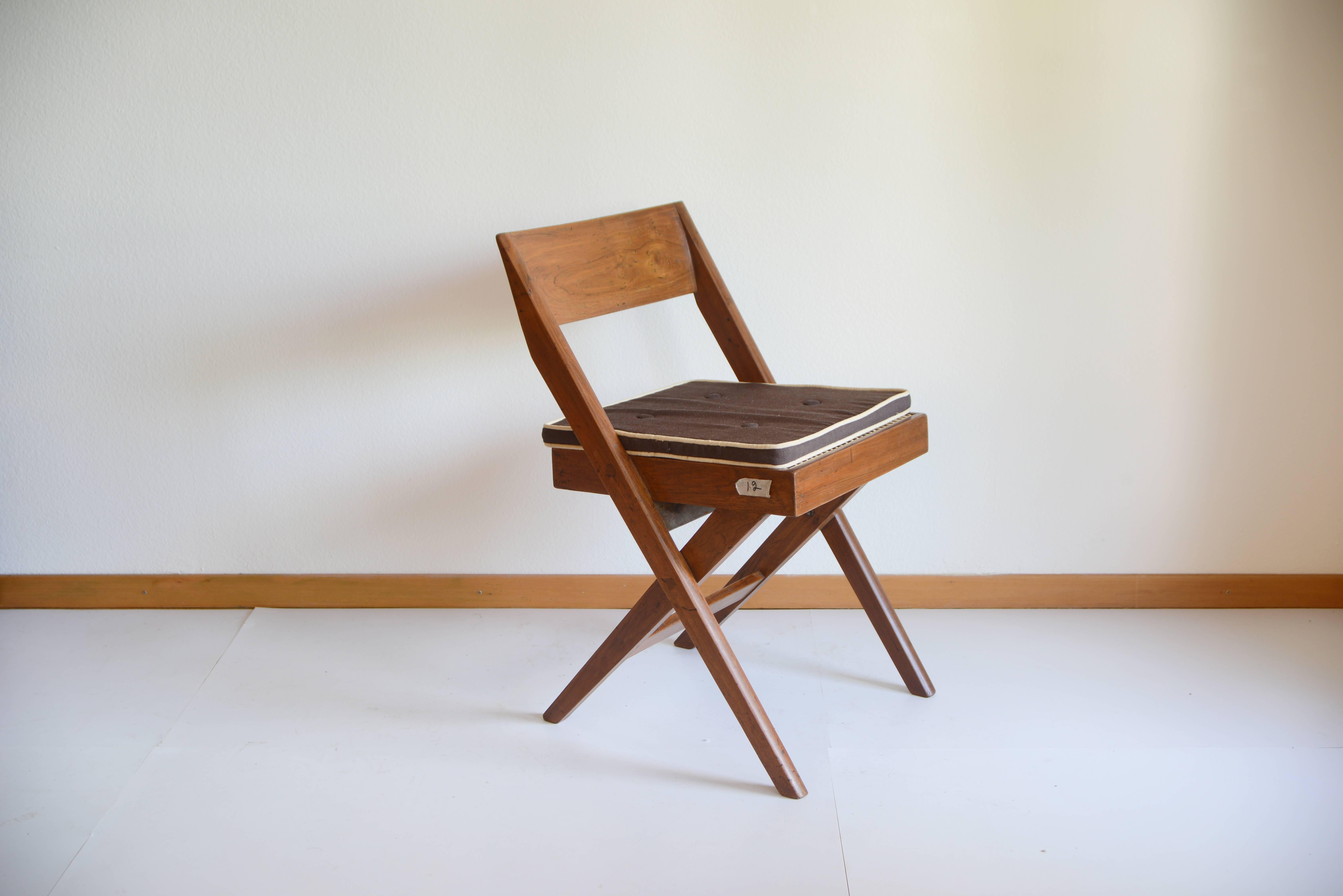 genere chair