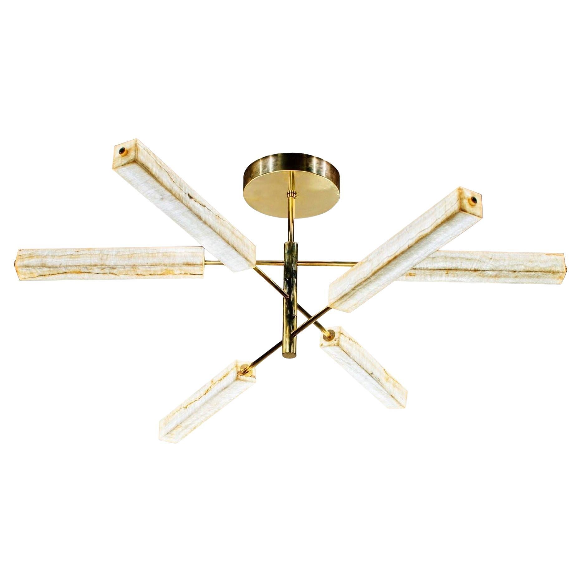 Monolite, Brass and Ivory-toned Onyx sculptural chandelier, Piattelli Design For Sale