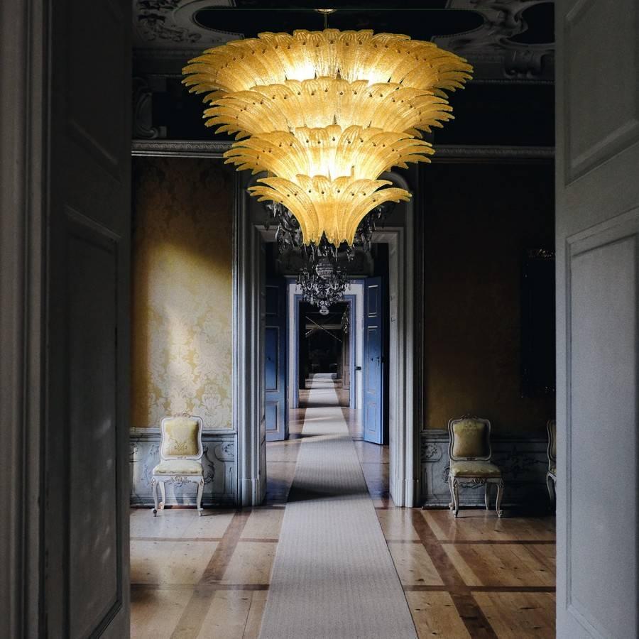 Large Palmette Chandelier, Four Tiers, Murano, in the Style of Barovier 2