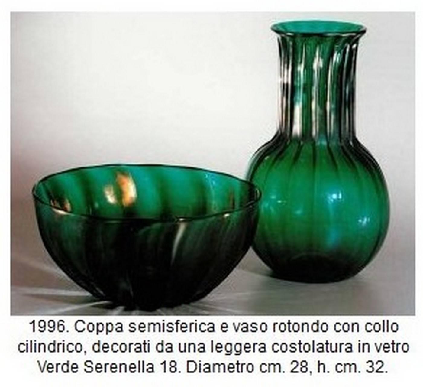 Signierte Schale von Archimede Seguso, grünes Glas mit Schillerndem Schliff, Serenella 18 Grün im Angebot 1