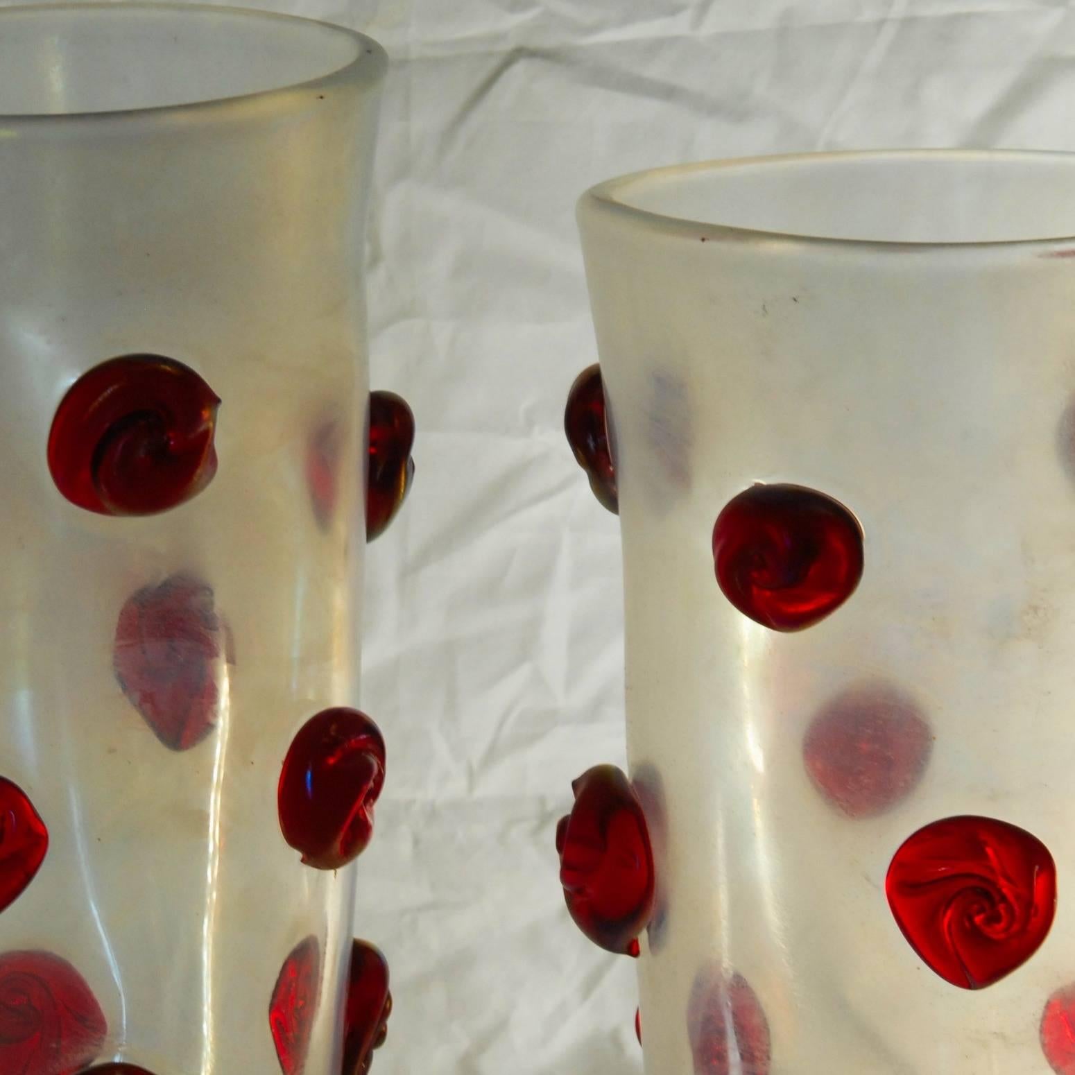 Alberto Donà, Two Vases, Clear Deep Iridescence and Solid Red Rosettes Glass In Excellent Condition In Tavarnelle val di Pesa, Florence