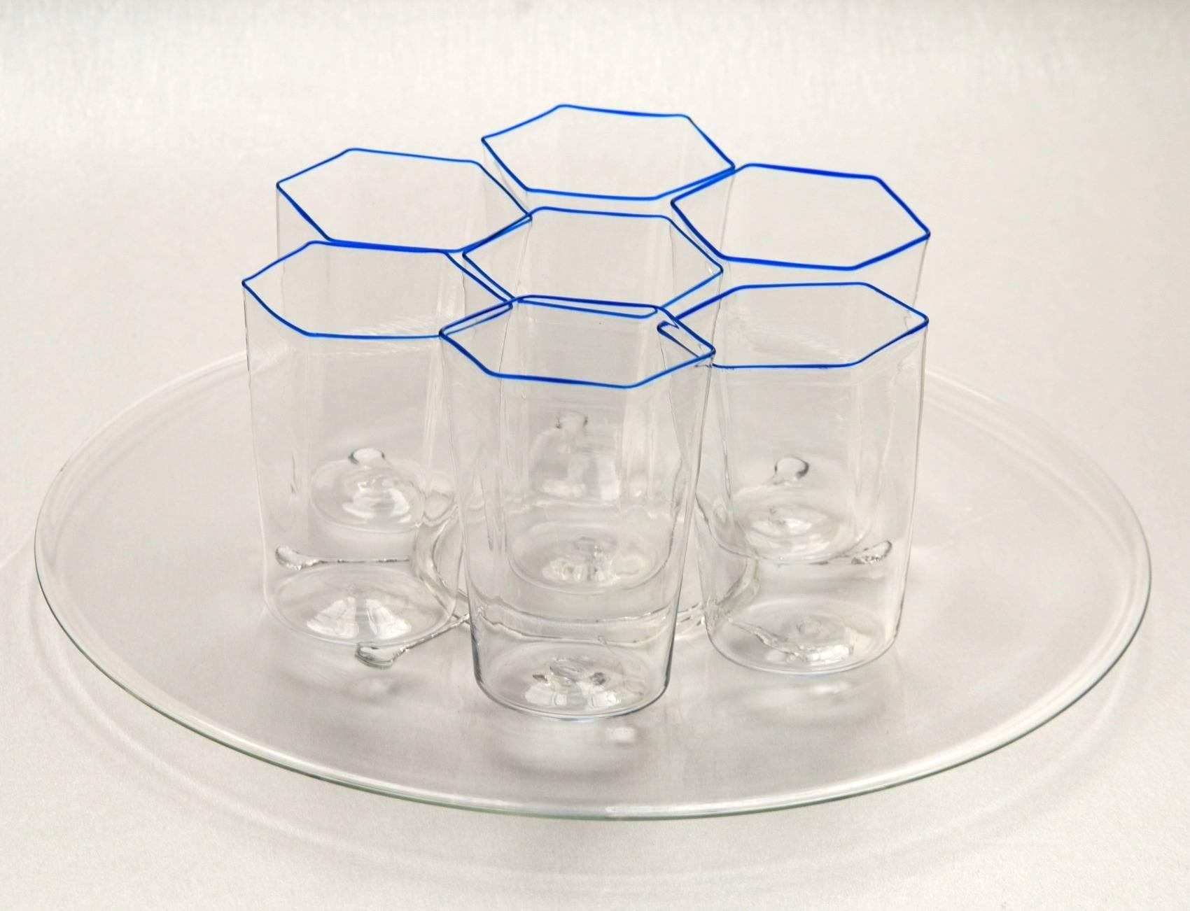 Mid-Century Modern Set of Six Glasses, Hexagonal Cobalt Rim, Carlo Scarpa 1932 Design, Bonus Plate