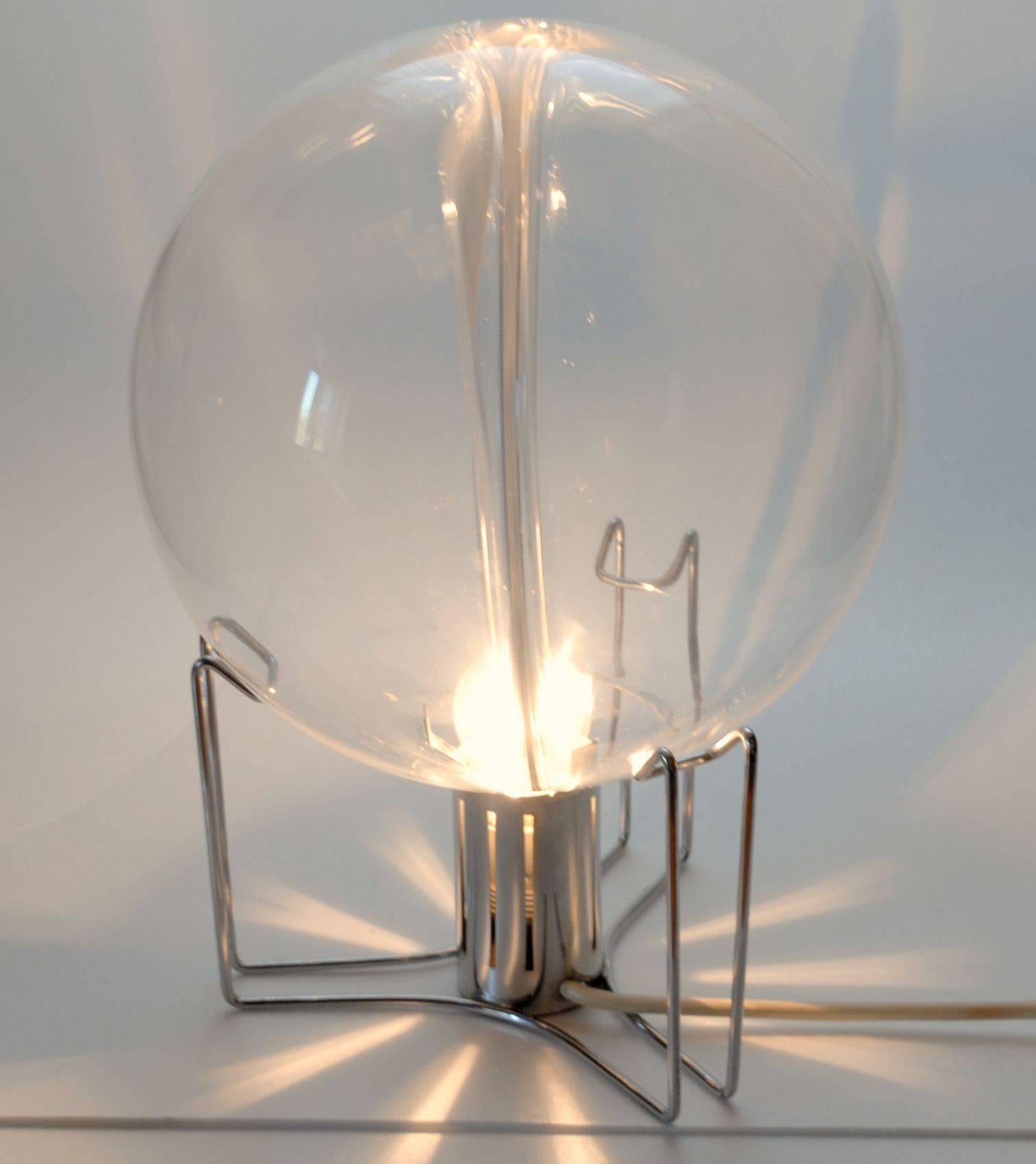 Mid-Century Modern Toni Zuccheri, Membrane Table Lamp, Venini, 1960s, Museum Piece For Sale