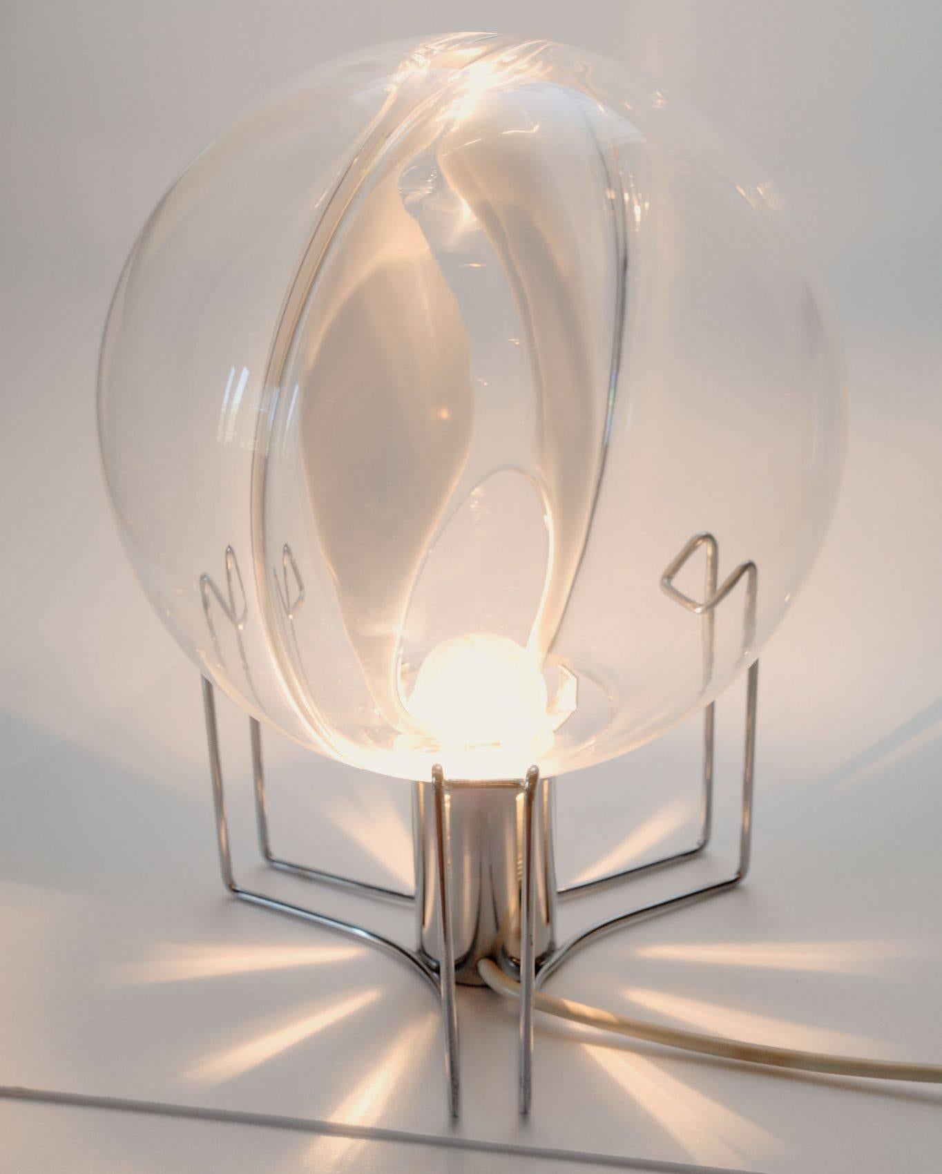 Italian Toni Zuccheri, Membrane Table Lamp, Venini, 1960s, Museum Piece For Sale