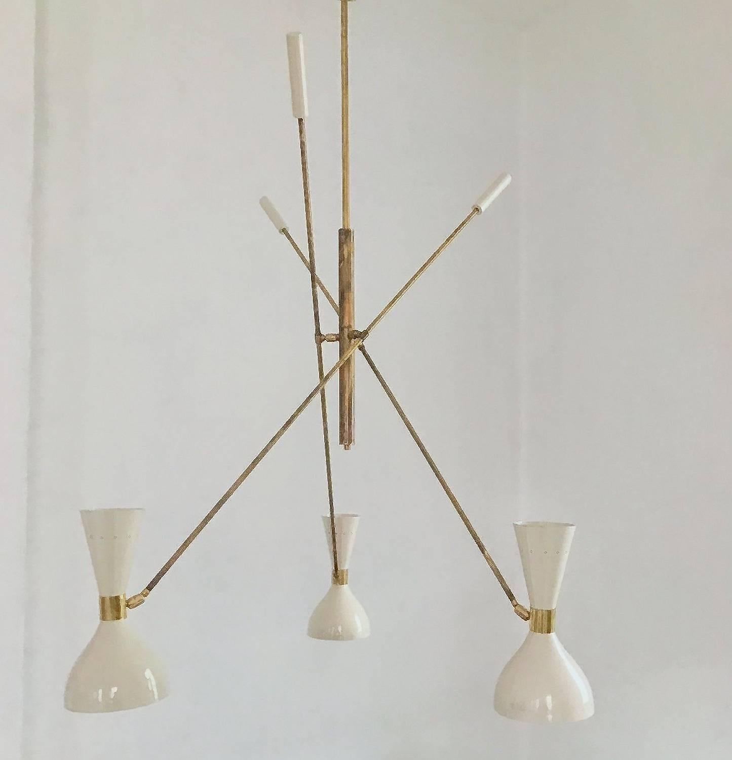 Patinated brass and Ivory, Adjustable Three-Arm 'Triennale' Style Chandelier In Excellent Condition For Sale In Tavarnelle val di Pesa, Florence