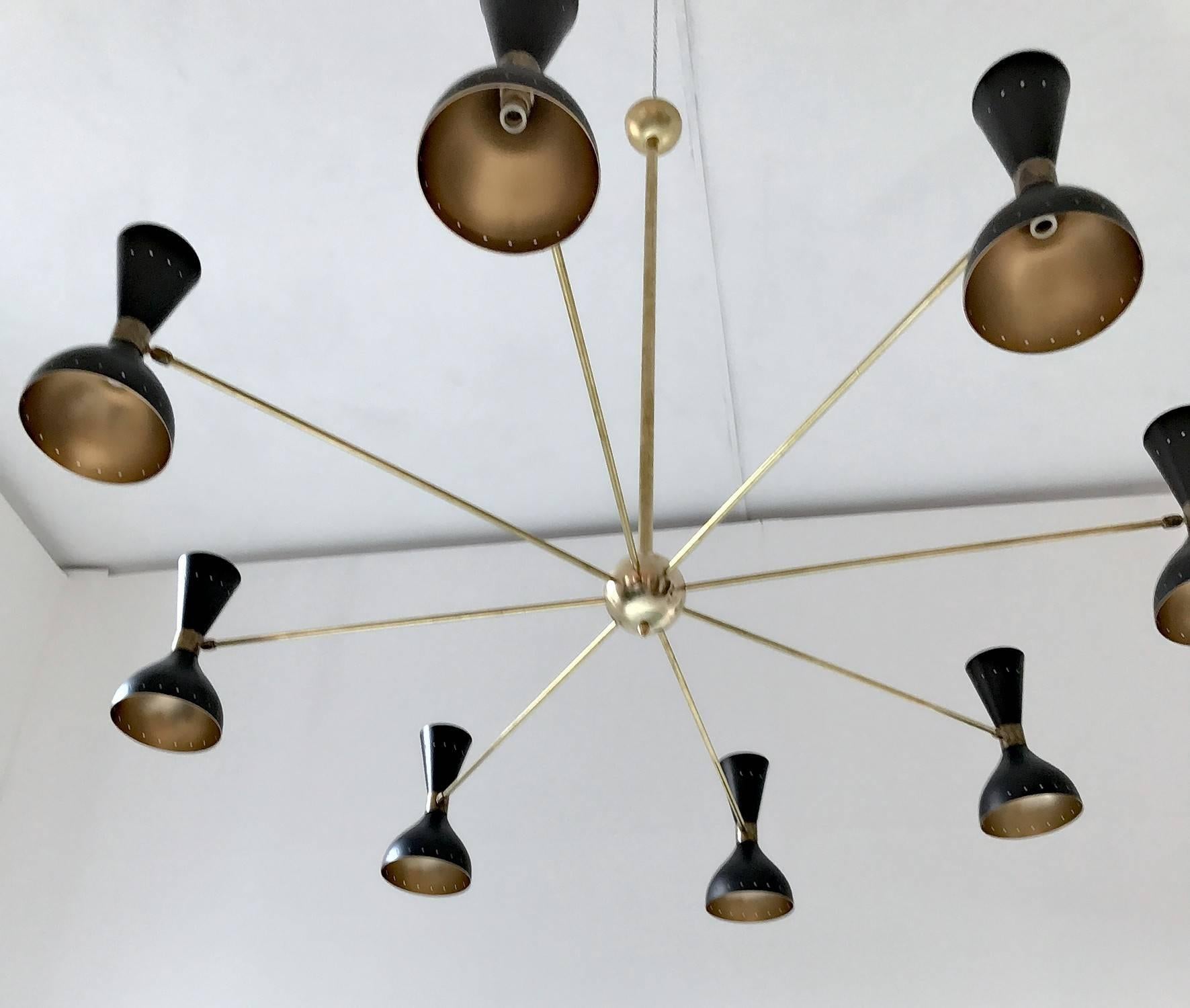 Patinated Eight-Arm Brass Chandelier, Ivory or Black Heads, Gold Inside in Stilnovo Style For Sale