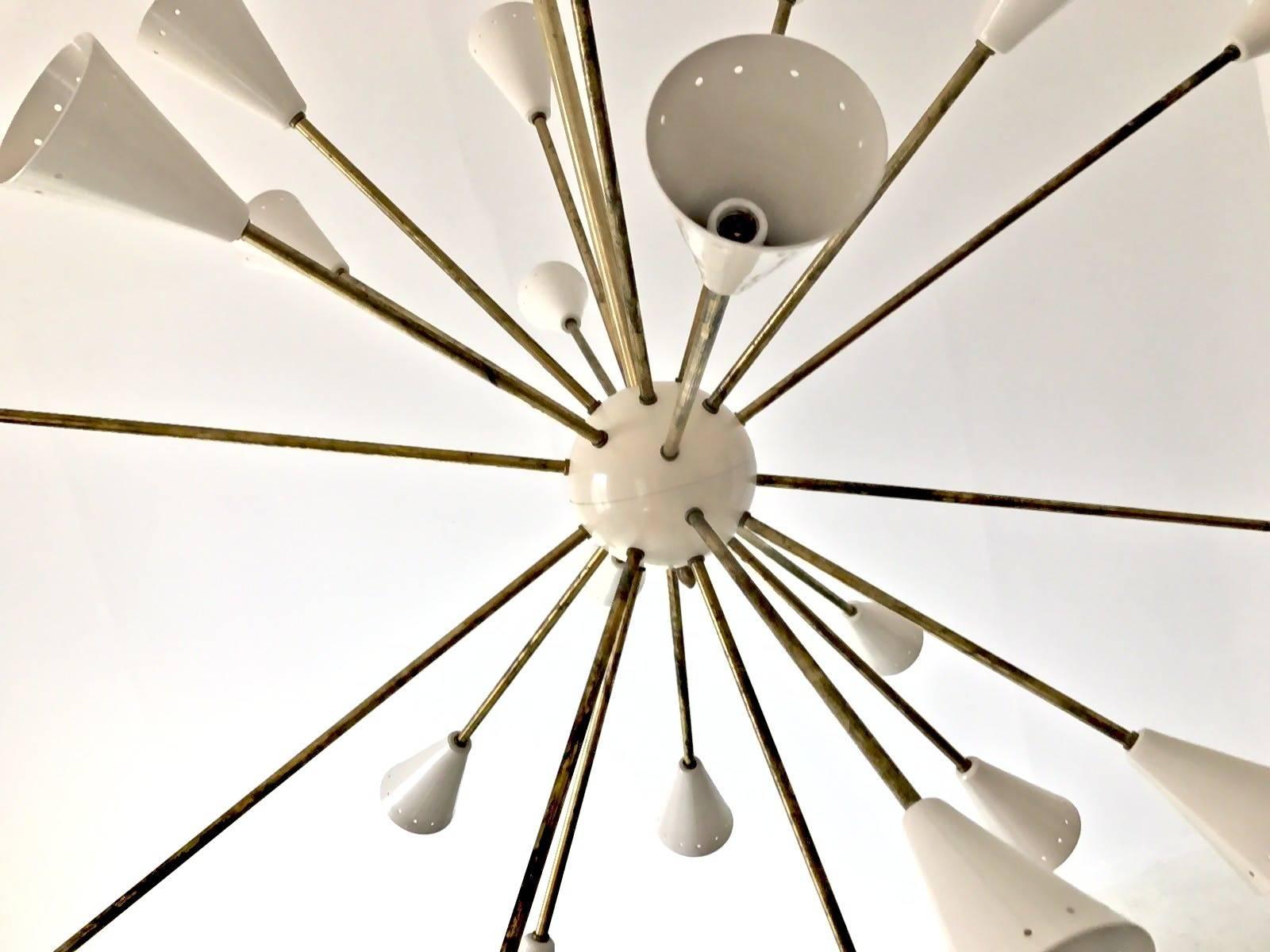 Enameled Oval Brass Sputnik Chandelier, 24 Lights, Ivory Shades in the Stilnovo Style