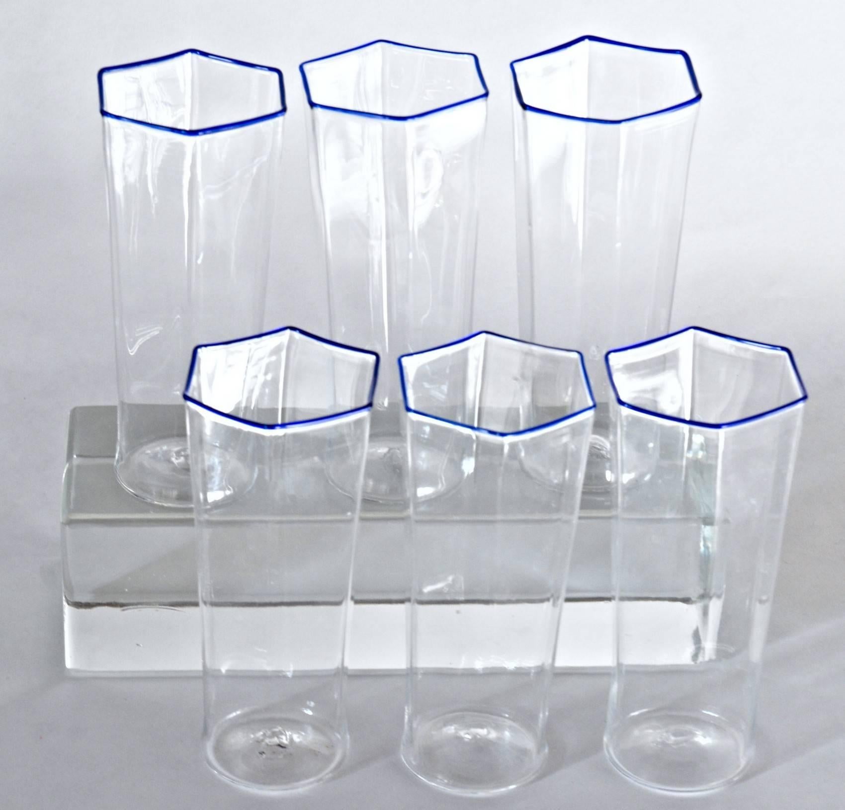 Six Hexagonal Pagliesco Glasses, Cobalt Rim, Carlo Scarpa, 1932 Design In Excellent Condition In Tavarnelle val di Pesa, Florence