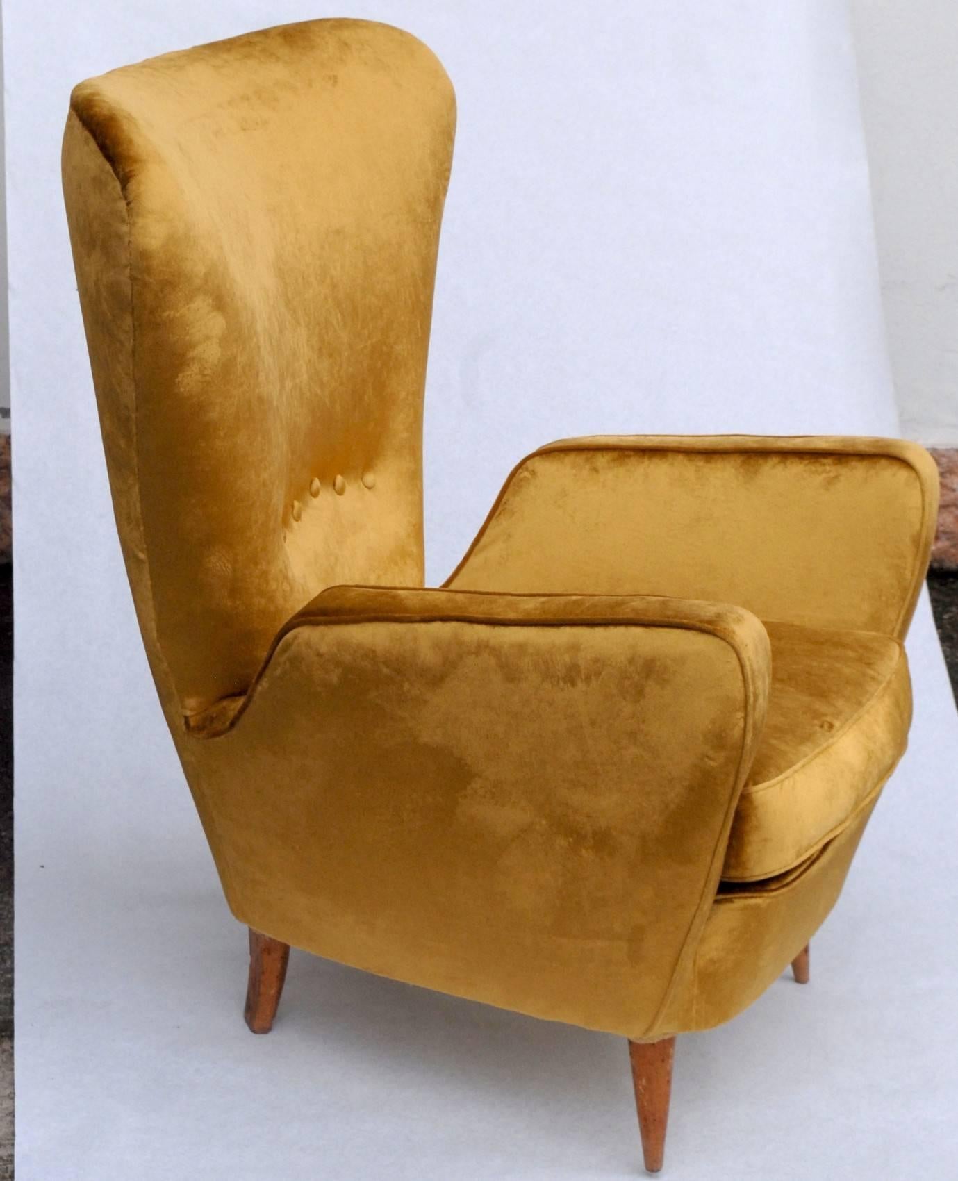 Mid-20th Century Sala Madini for Galimberti Cantu Small Sofa, 1950s Fully Restored, Gold Velvet