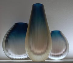 Deep Acquamarine Rose Sfumato Large Trittico Vase, Battuto Finish, Murano Made