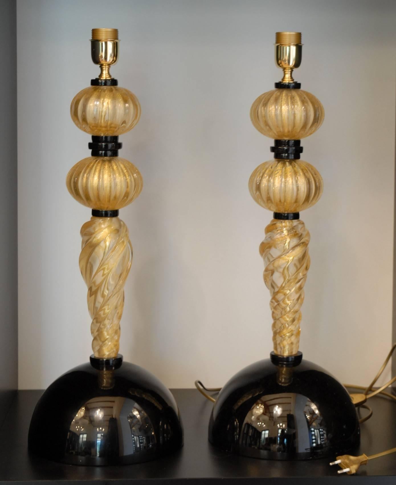 Alberto Dona Pair of Table Lamps, Rigadin Twisted with Gold Leaf, Black Elements In Excellent Condition In Tavarnelle val di Pesa, Florence