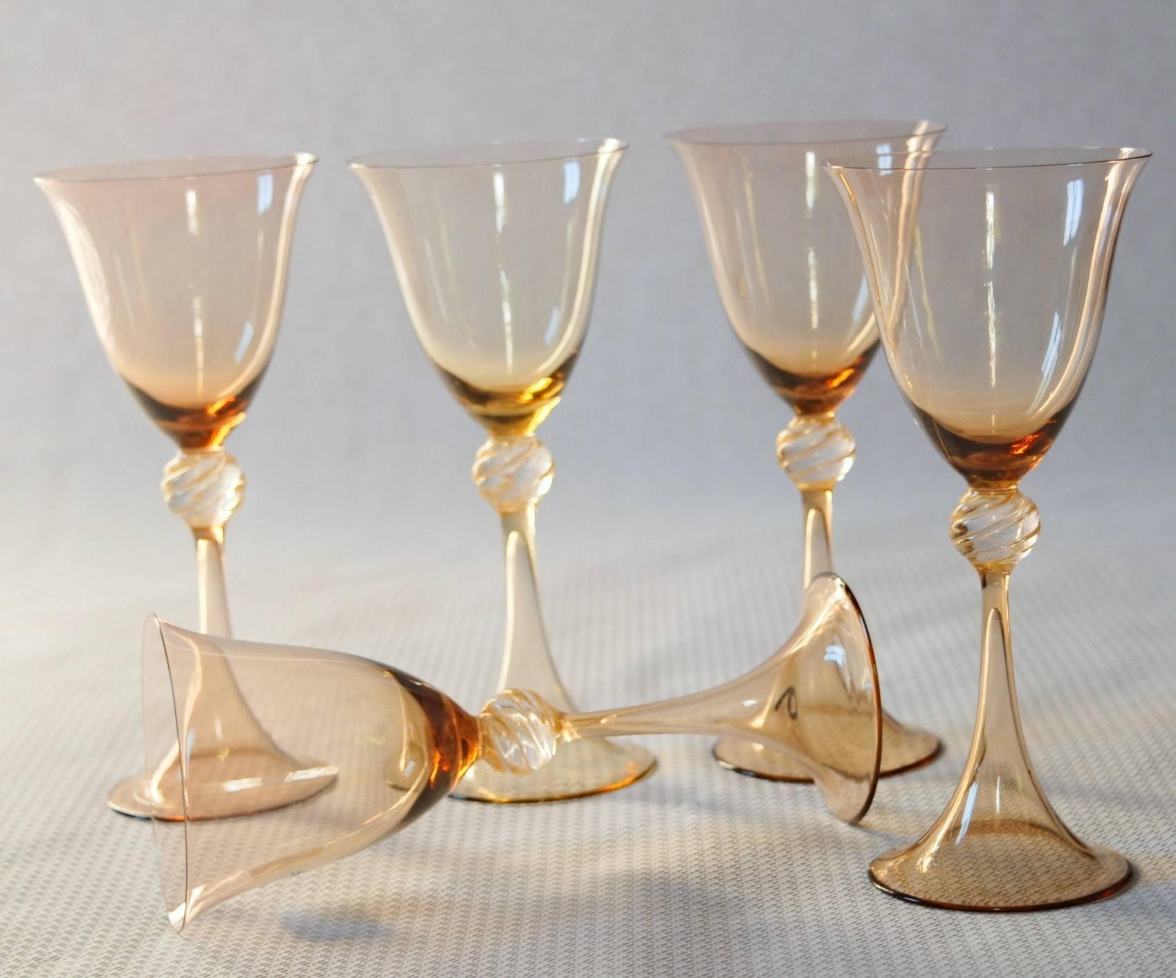 gold leaf wine glasses