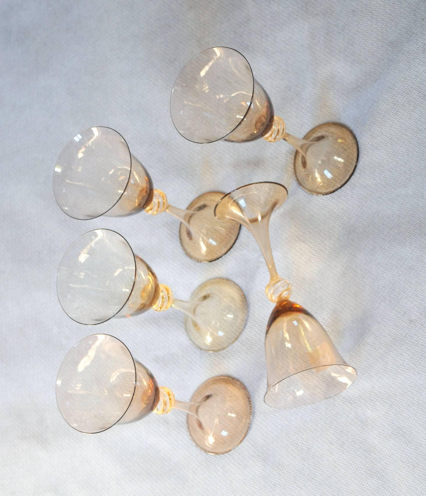 Mid-Century Modern Five Wine Glasses, Cenedese Fume, Gold Leaf Neck, Hand-Opened Stem, Signed 1990s