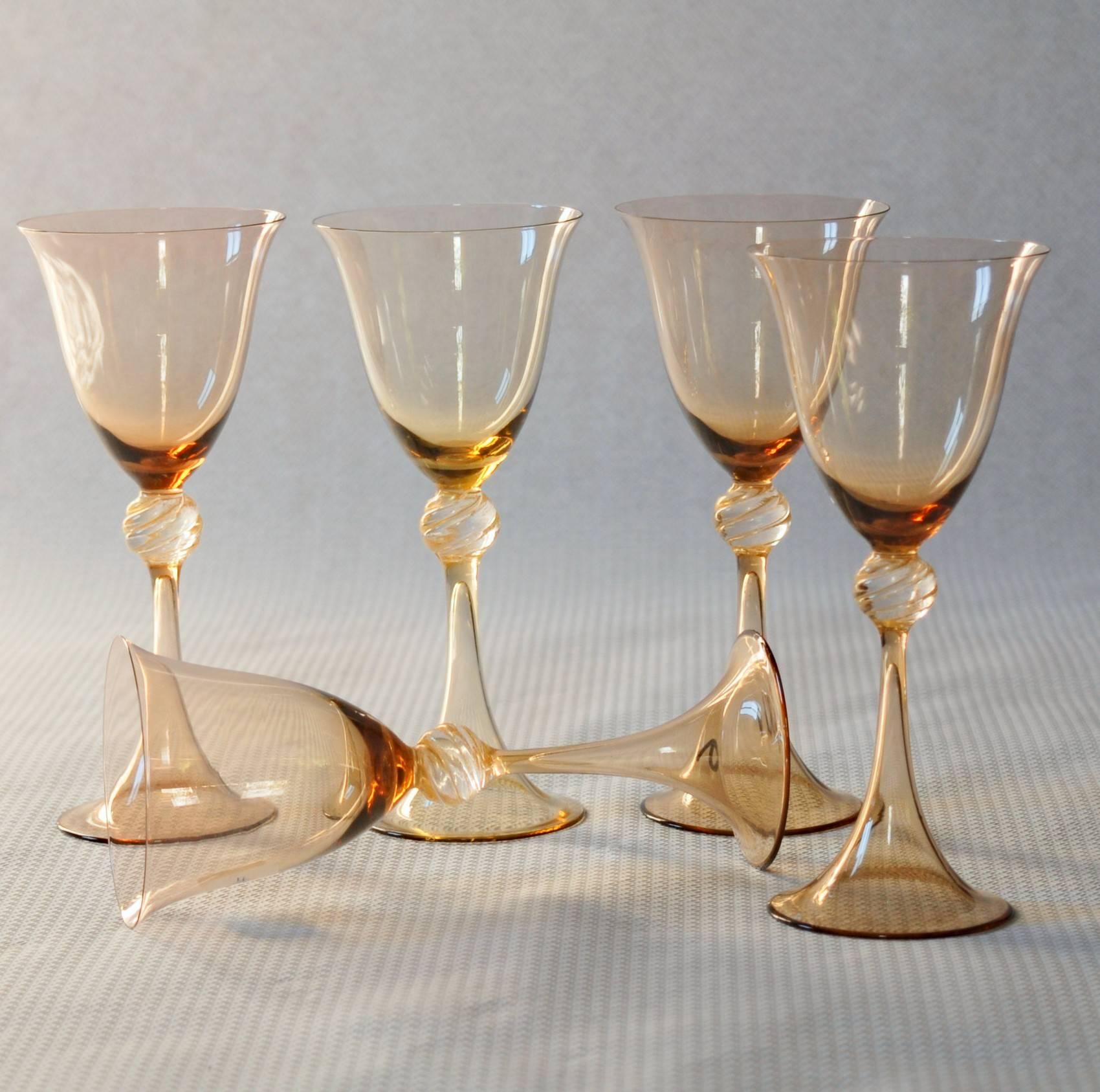 Italian Five Wine Glasses, Cenedese Fume, Gold Leaf Neck, Hand-Opened Stem, Signed 1990s