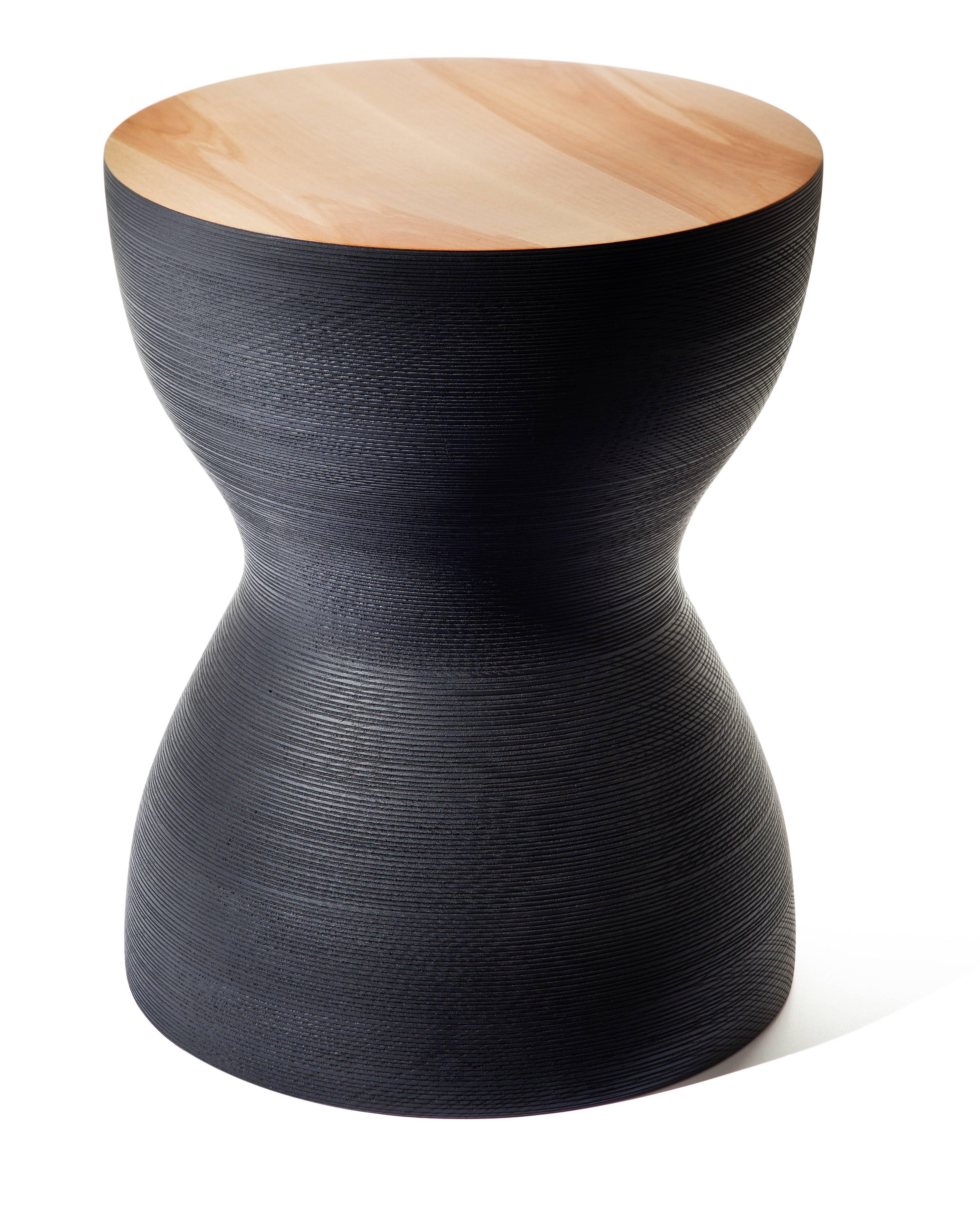 Moderne Tabouret Yoyo, table d'appoint ou siège en bois de feuillus tourné à la main en vente