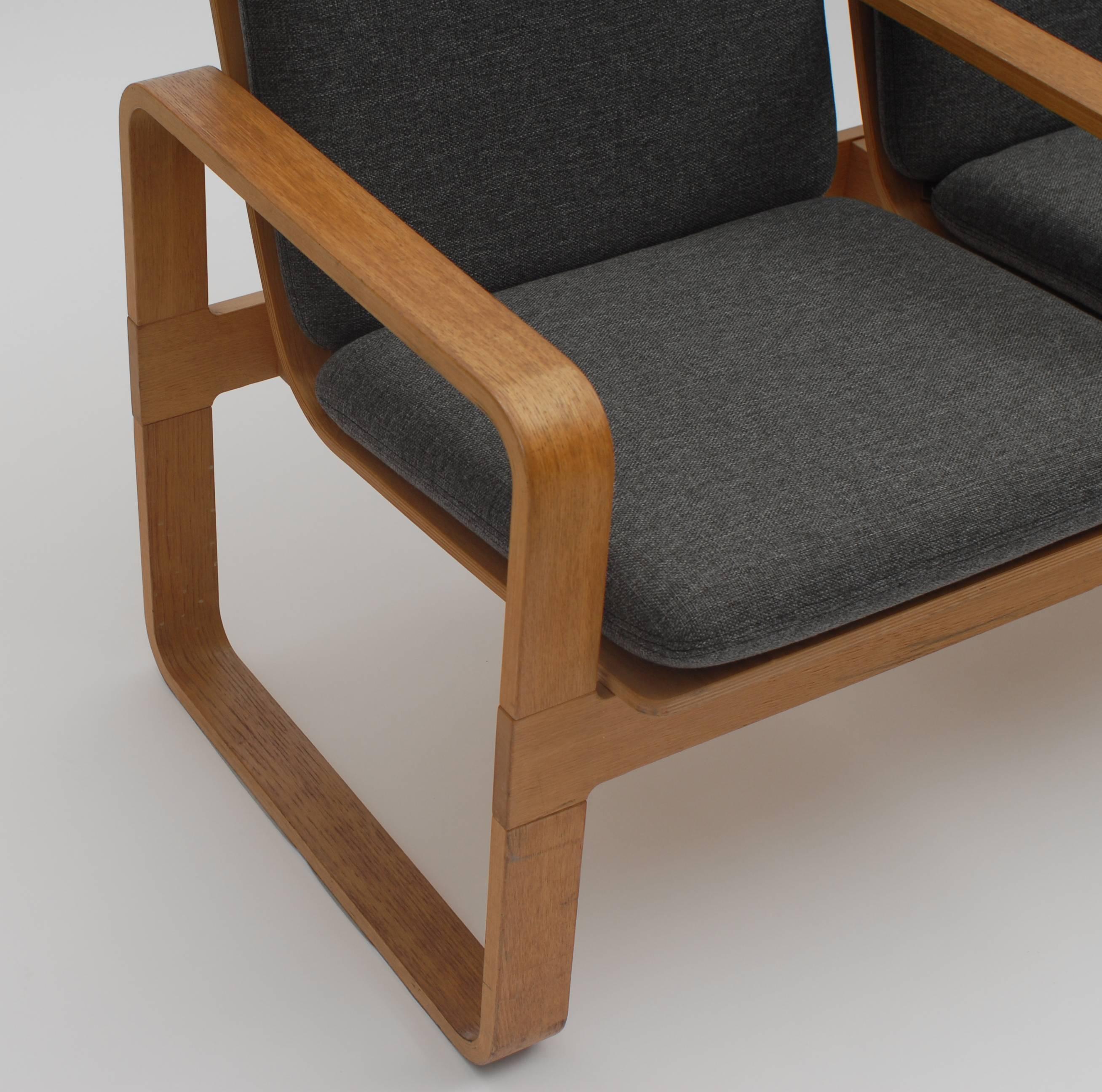 Vintage Sofa by Magnus Olesen For Sale 4
