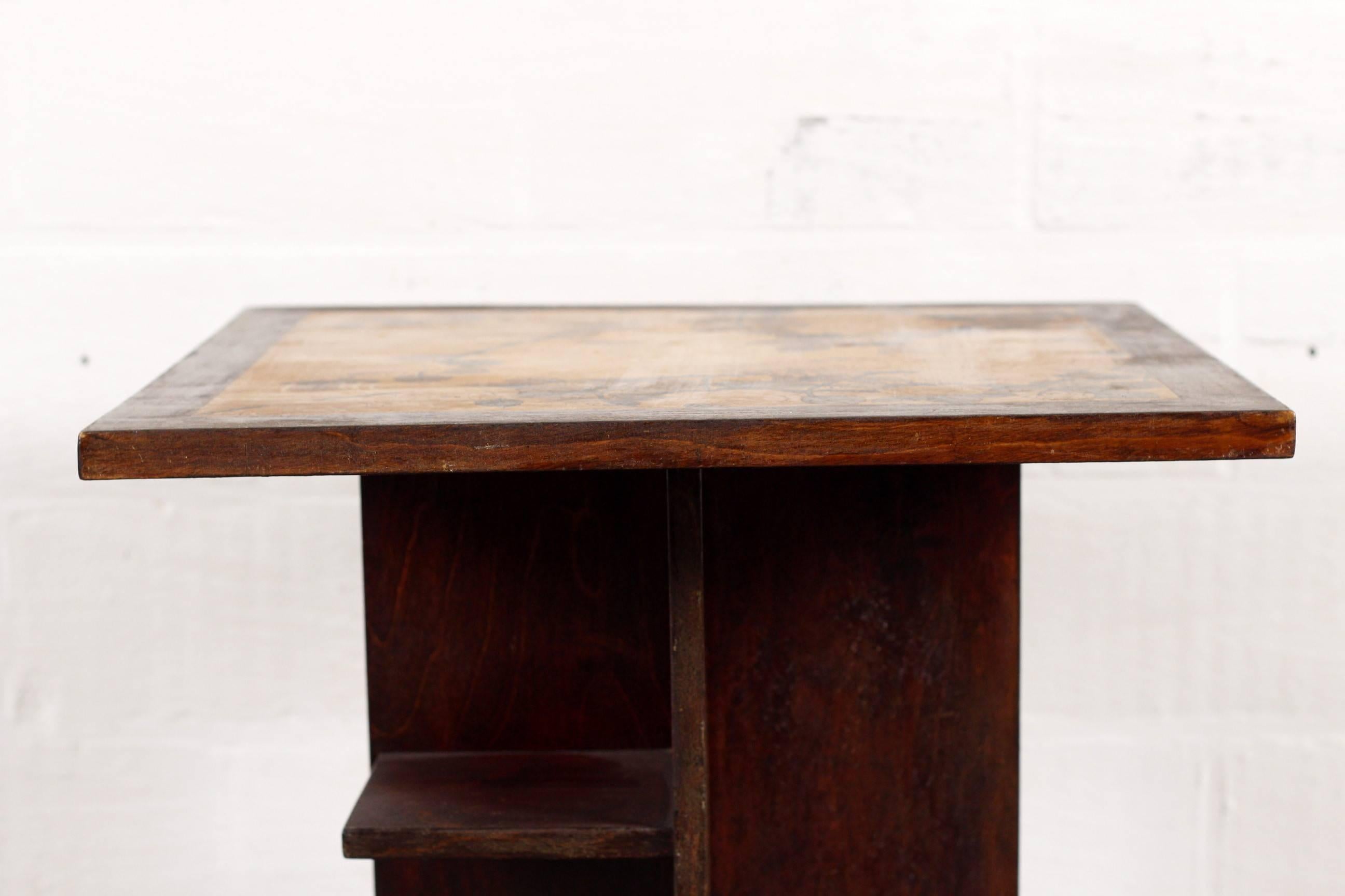 Mid-20th Century Art Deco Side Table For Sale