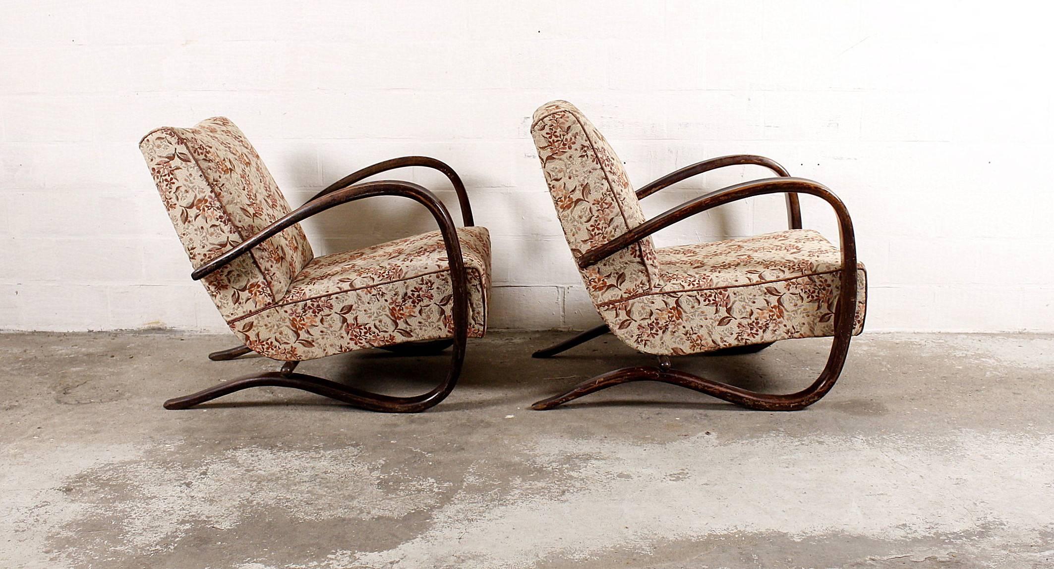 Czech Set of Lounge Chairs by Jindrich Halabala