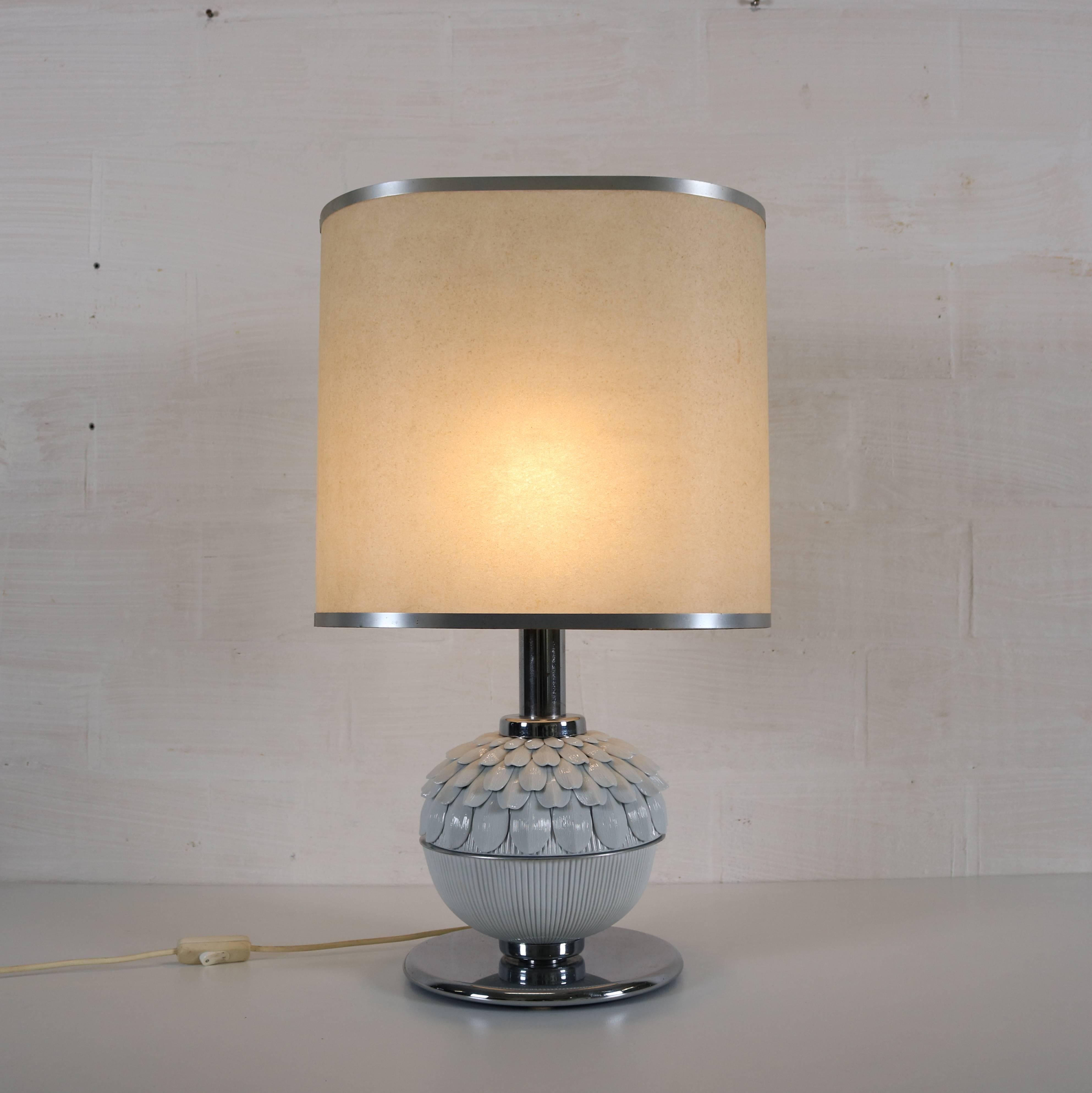 Mid-Century Modern Porcelain Artichoke Lamp For Sale