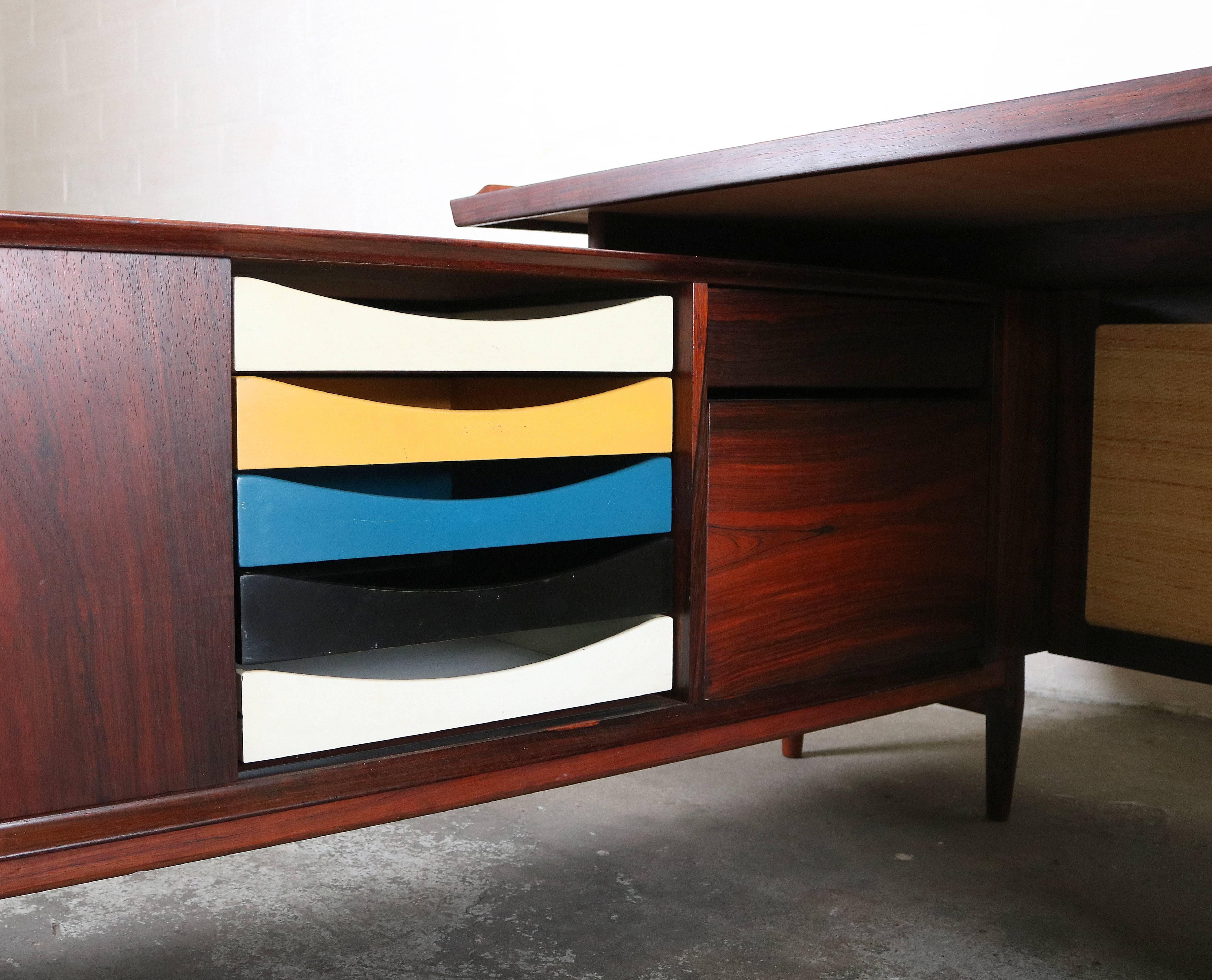 Rosewood Exclusive Desk by Arne Vodder Seagrass Edition