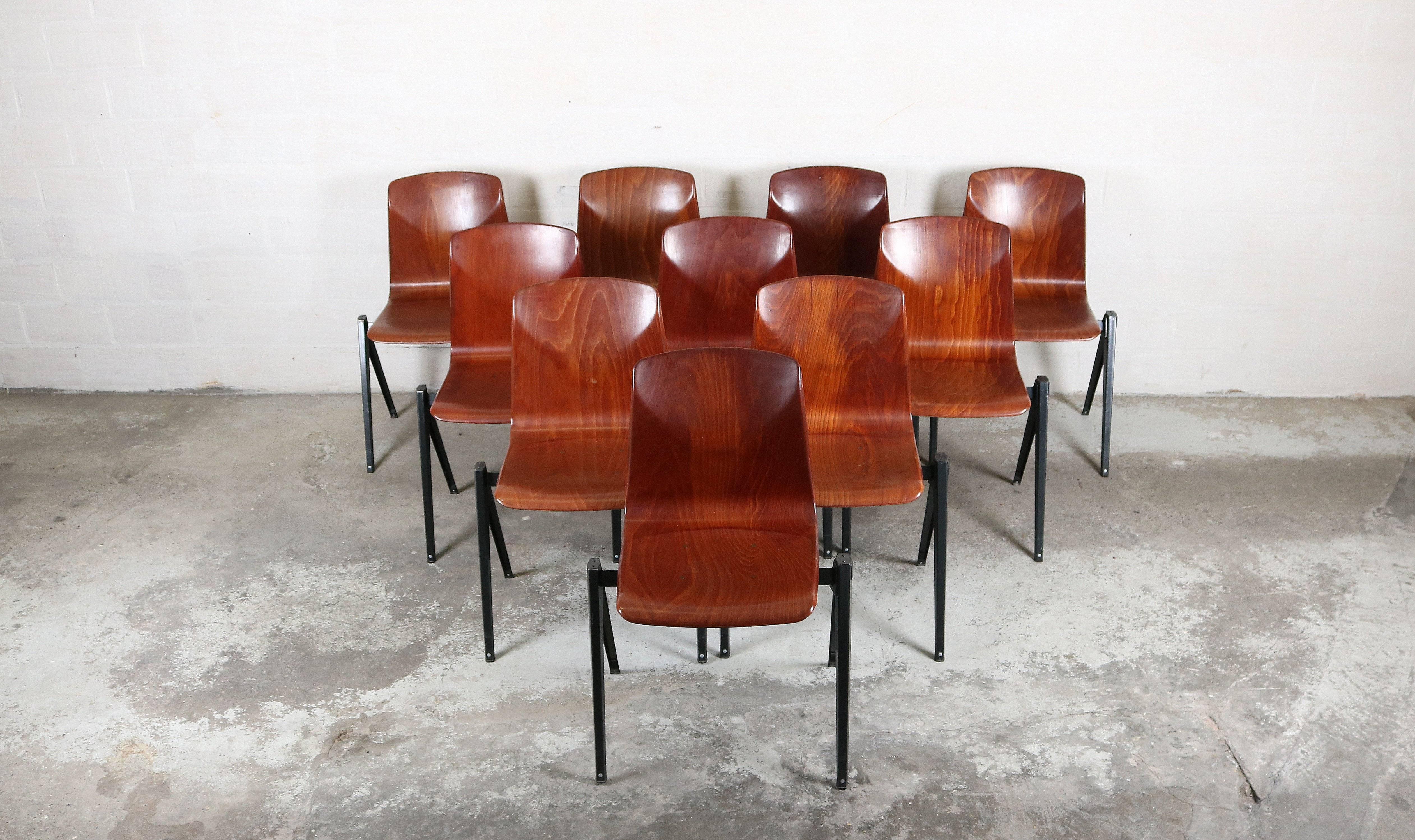 Mid-Century Modern Ten Pagholz Chairs For Sale