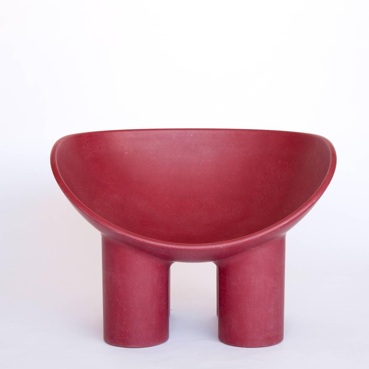 Faye Toogood

One piece currently available. Production time on new pieces is 7-8 weeks.

Standing on four chunky legs, this dish-shaped seat is crafted in darkened raw fiberglass for strength and durability.

Oxblood red fiberglass
suitable