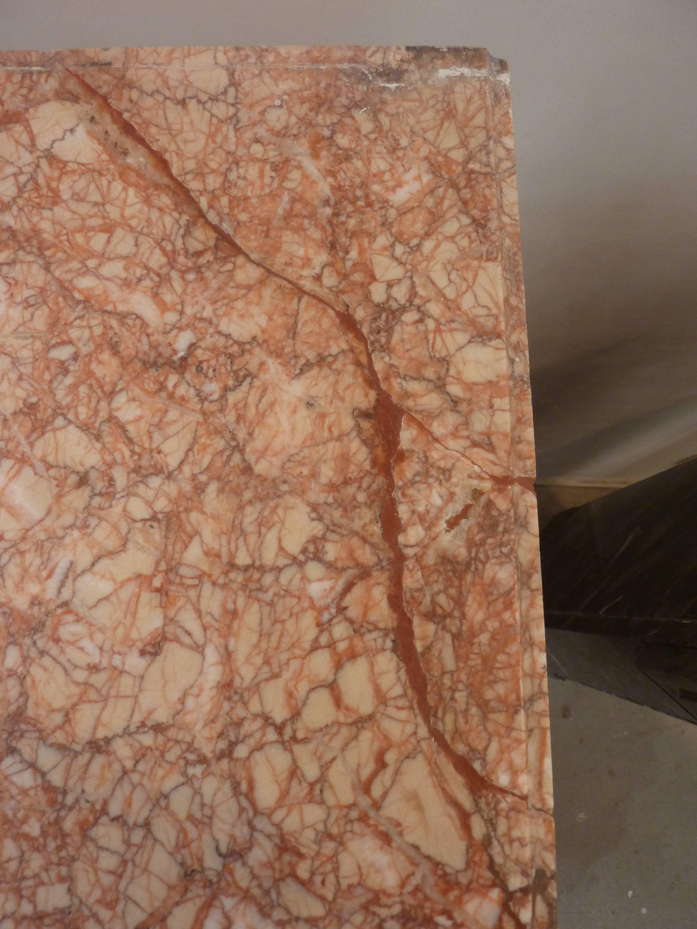 Wonderful 19th Century Louis Xvi Style Mantle Made of Pyrenees Pink Marble For Sale 2