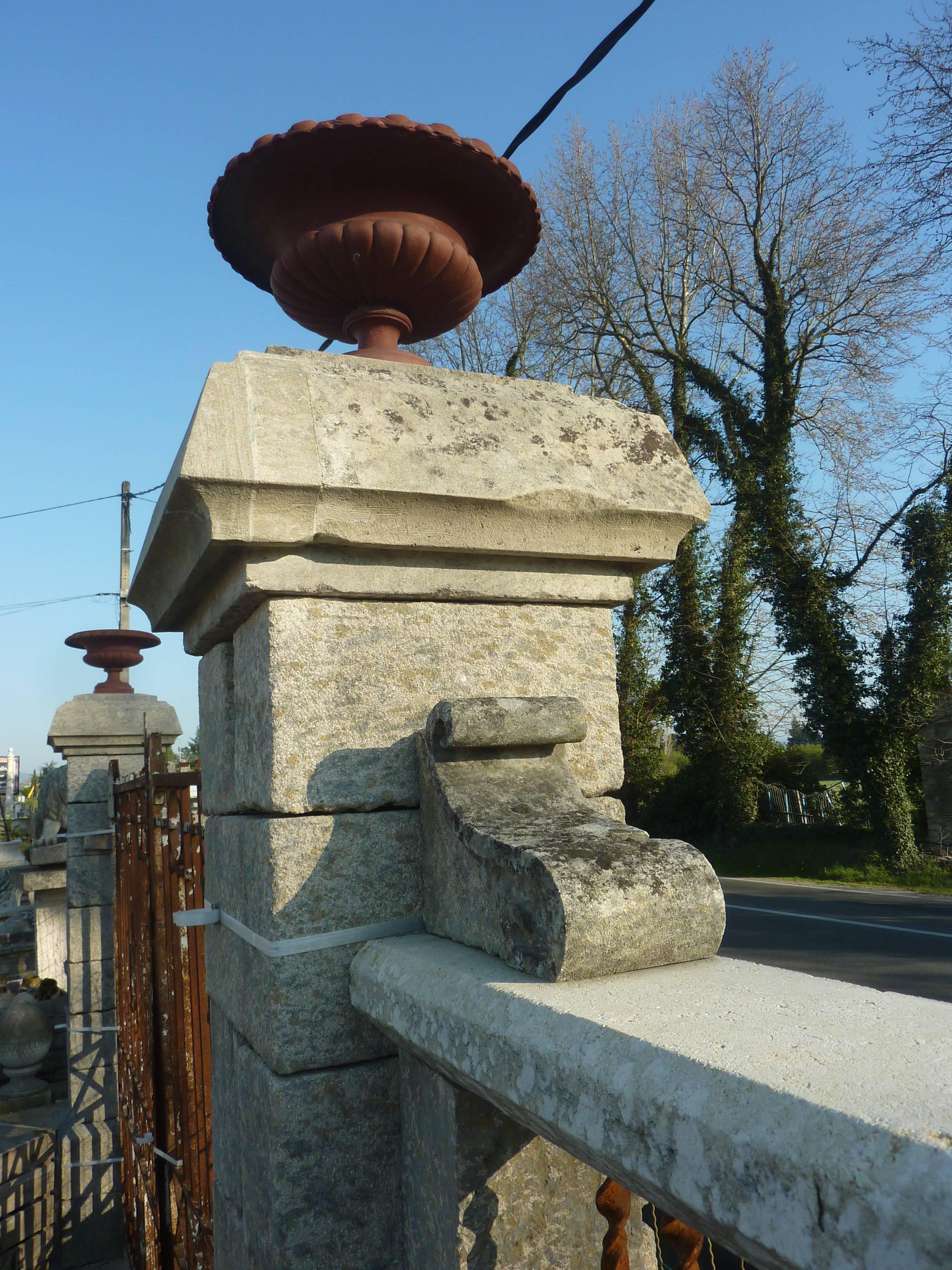 French Beautiful Pair of Antique Stone Pillars with Low-Walls, Vase and Iron Ornaments For Sale