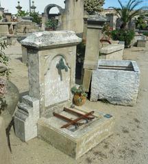 Small Water Fountain with Basin, Sculpted Pediment and Molded Corbels in Stone