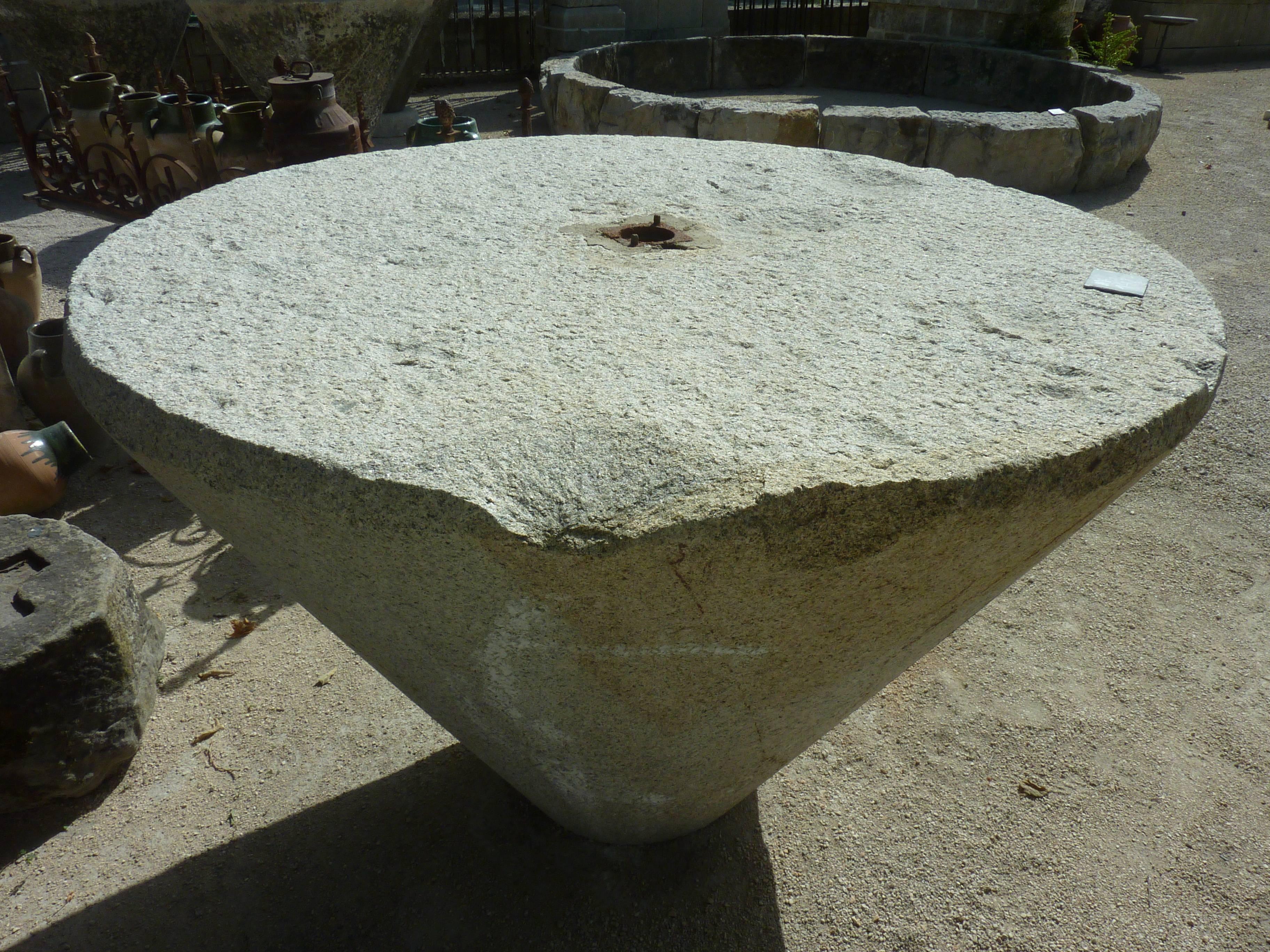 French Massive High Round Table in Aged and Patined Granite Stone For Sale