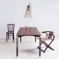 Mesa Pequeña de Comedor o Escritorio Nova: Tablero de Madera o Mármol por Avram Rusu Studio