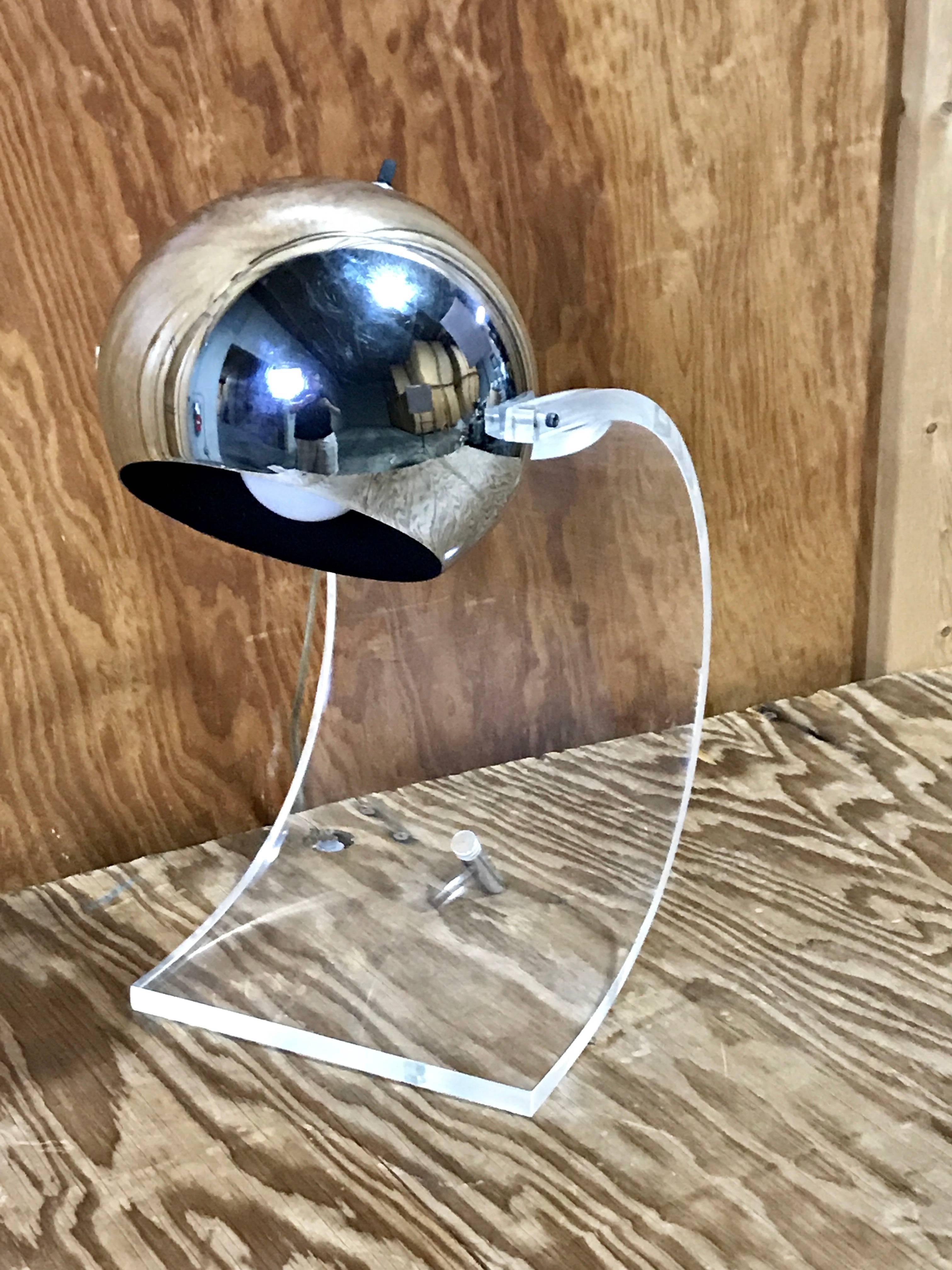 Polished Mid-Century Lucite and Chrome Cantilever Desk Lamp by Robert Sonneman