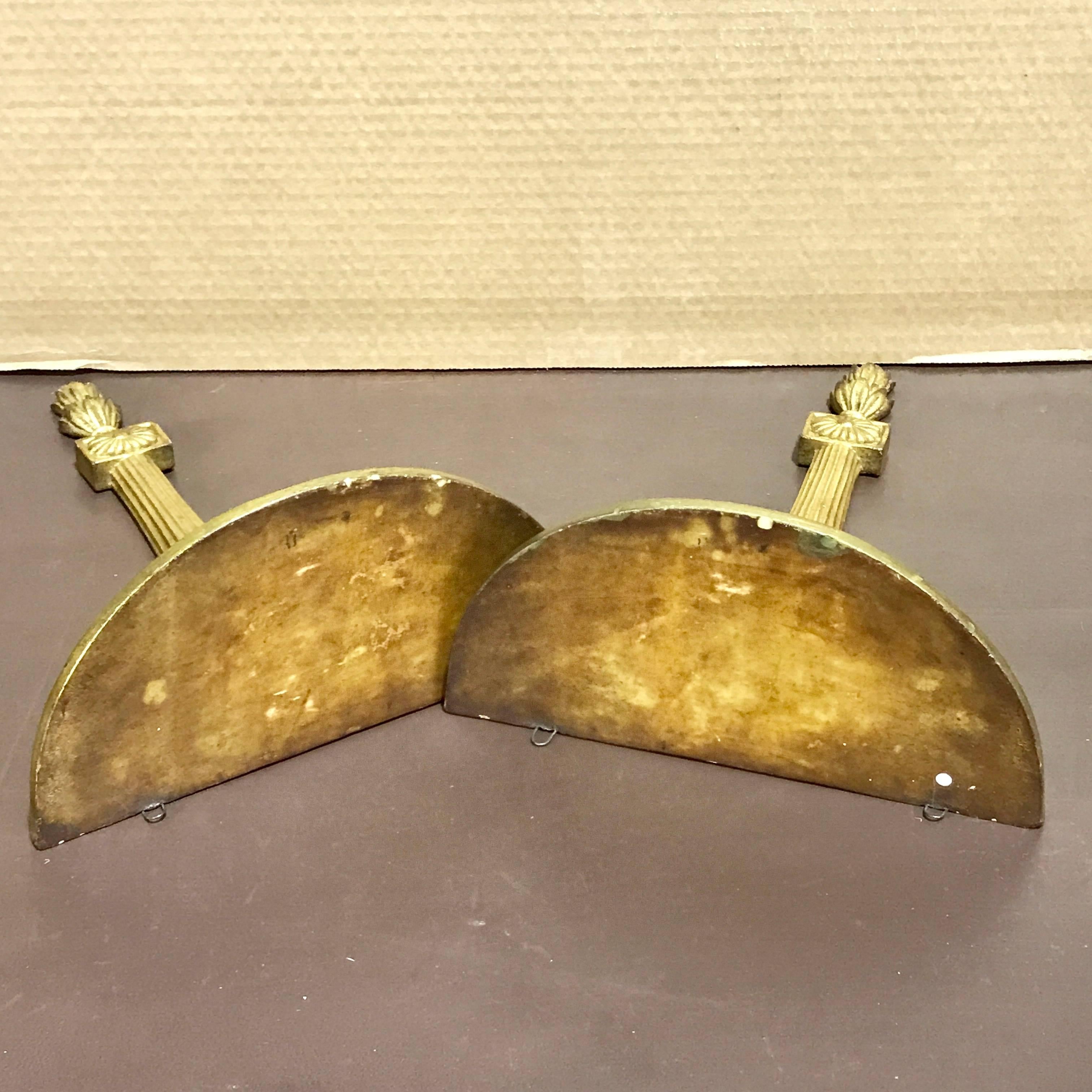 Pair of Tall and Sleek Neoclassical Gilt Wall Brackets, by Borghese 1