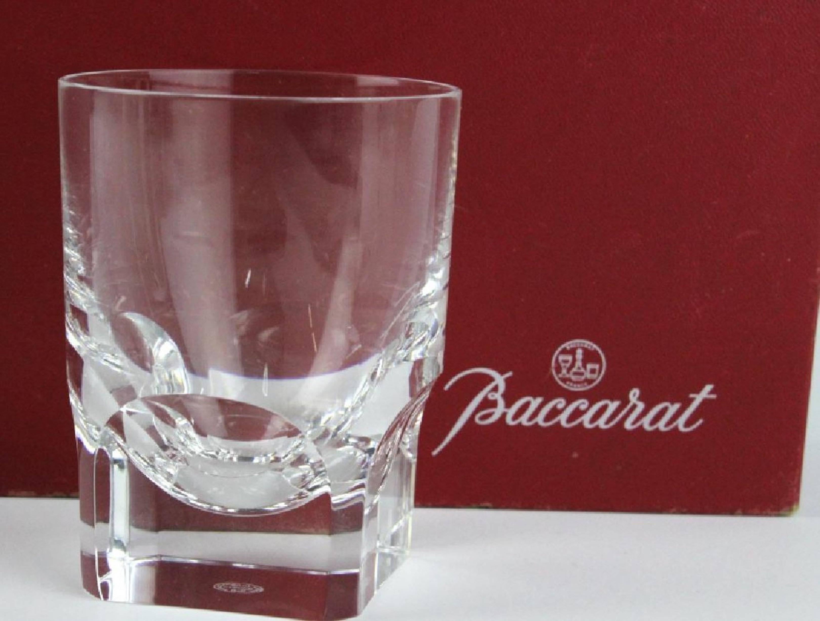 Modern Eight Baccarat 